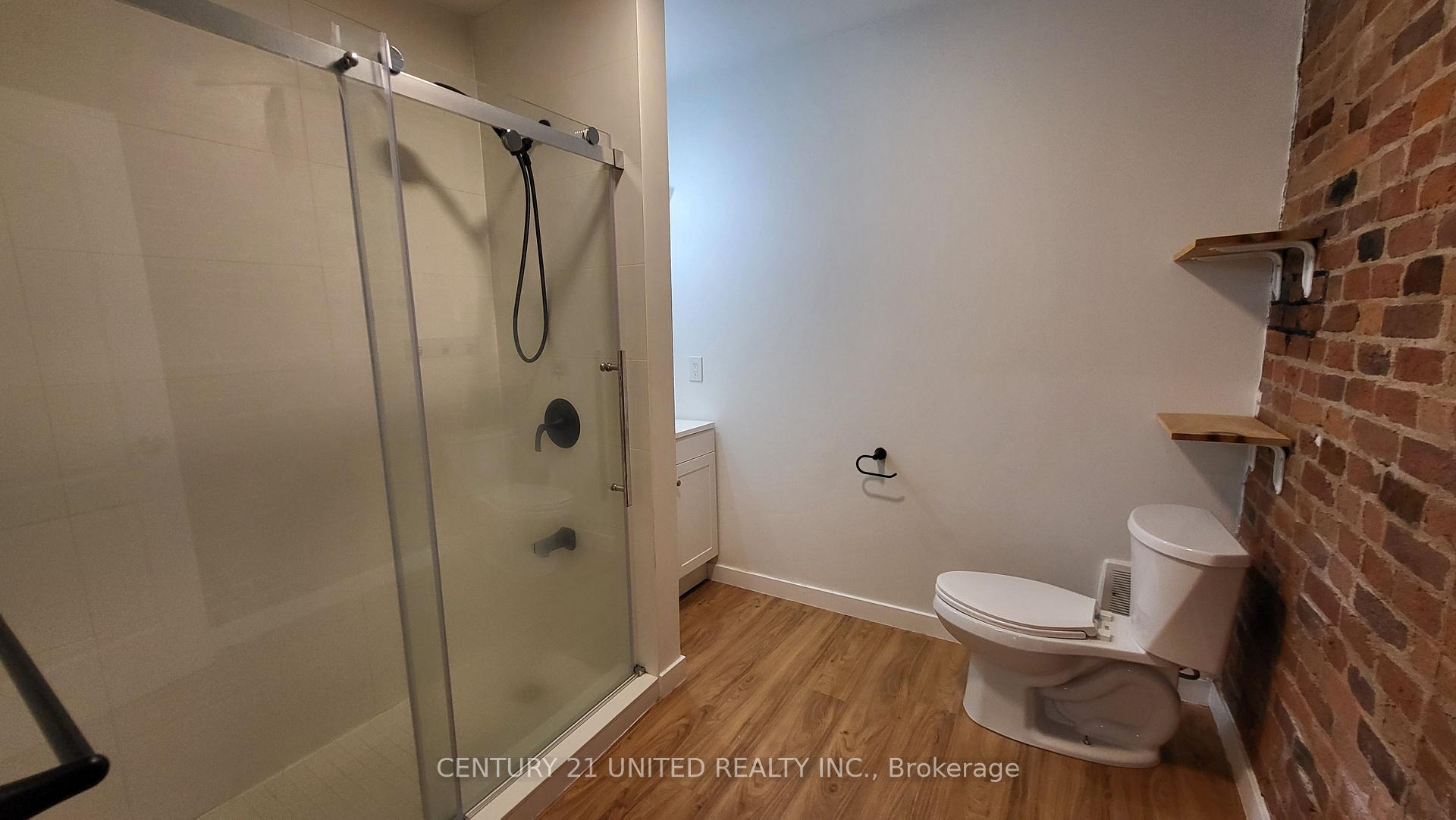 Photo 9 of Unit 5, 174.5 Hunter Street W, Peterborough, Town Ward 3 — HOMEH
