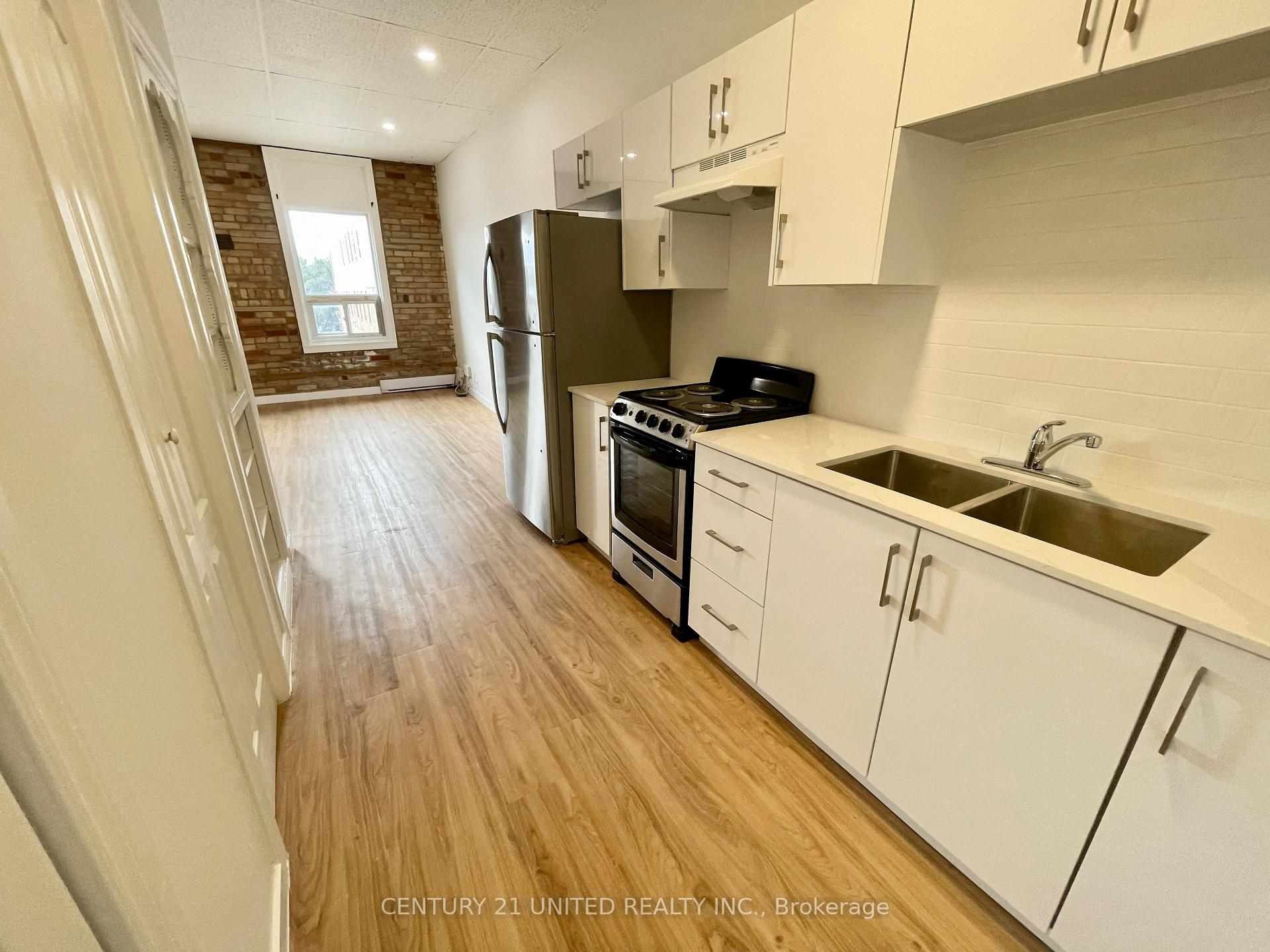 Photo 12 of Unit 5, 174.5 Hunter Street W, Peterborough, Town Ward 3 — HOMEH