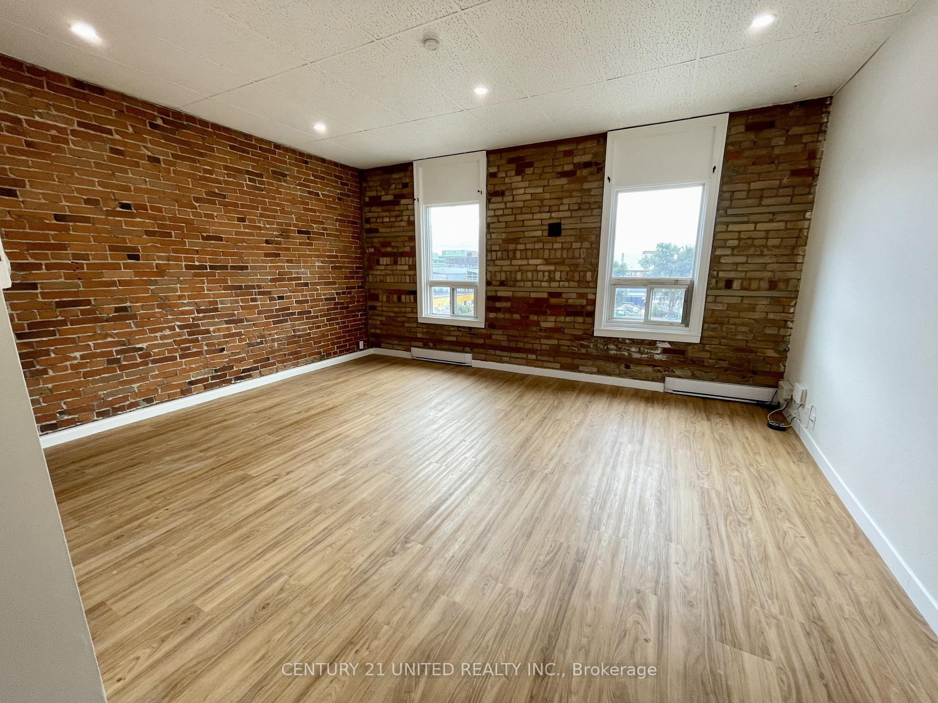 Photo 5 of Unit 5, 174.5 Hunter Street W, Peterborough, Town Ward 3 — HOMEH