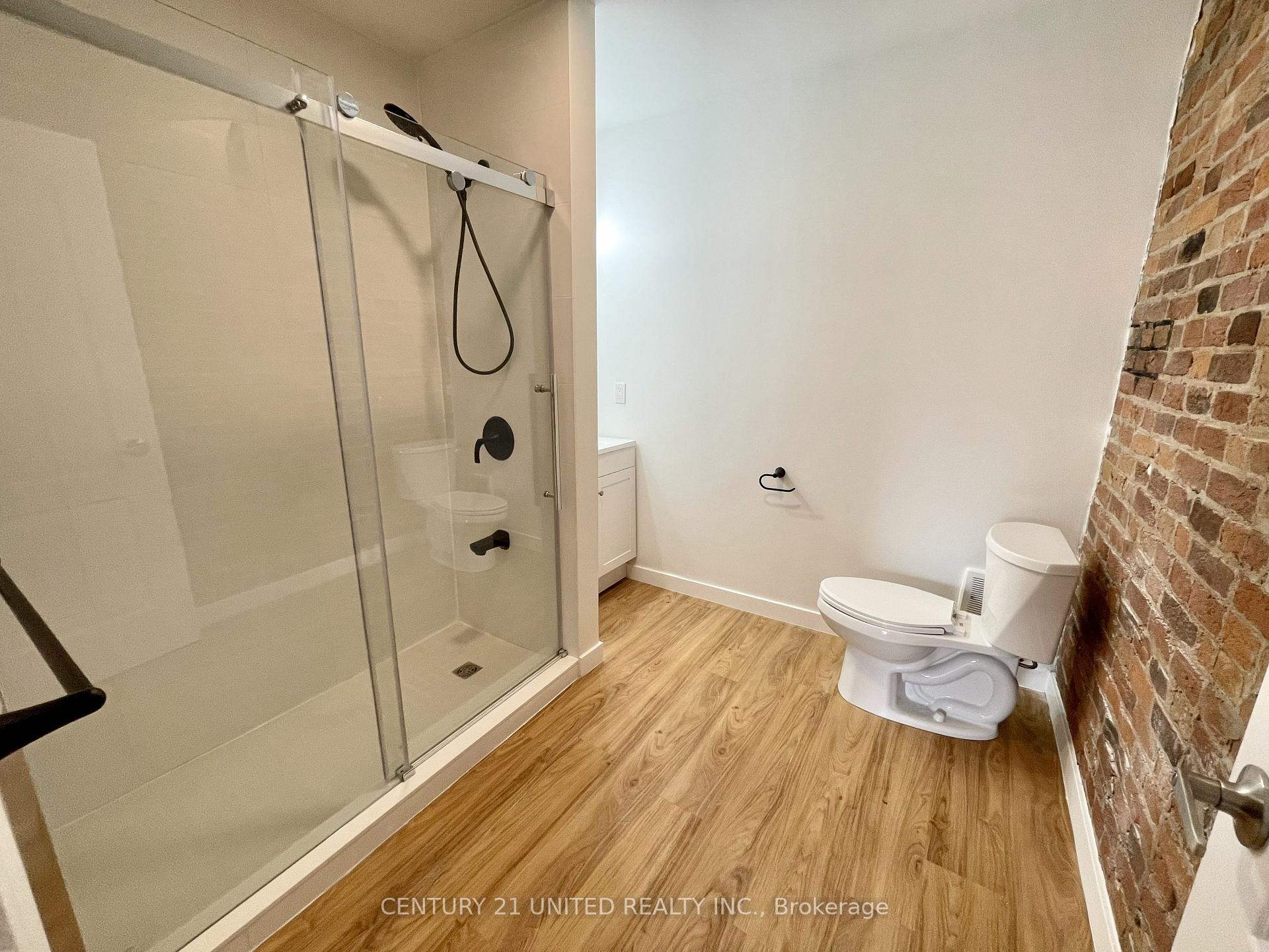 Photo 15 of Unit 5, 174.5 Hunter Street W, Peterborough, Town Ward 3 — HOMEH