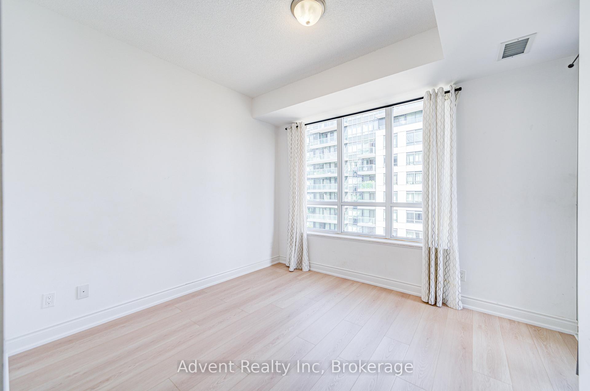 Photo 30 of Unit 611, 33 Clegg Road, Markham, Unionville — HOMEH