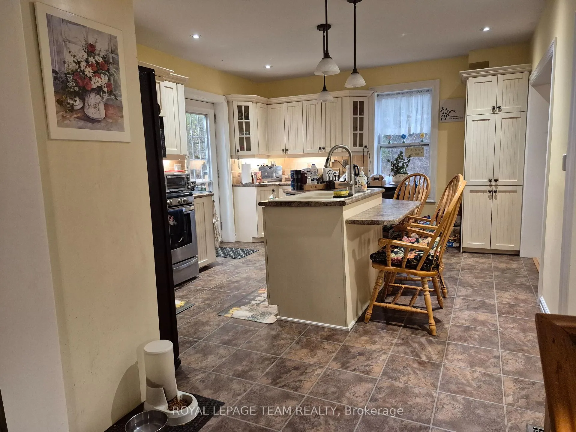 Photo 21 of 9066 Victoria Street E, Ottawa, Osgoode Twp (East) (Incl Kenmore) — HOMEH