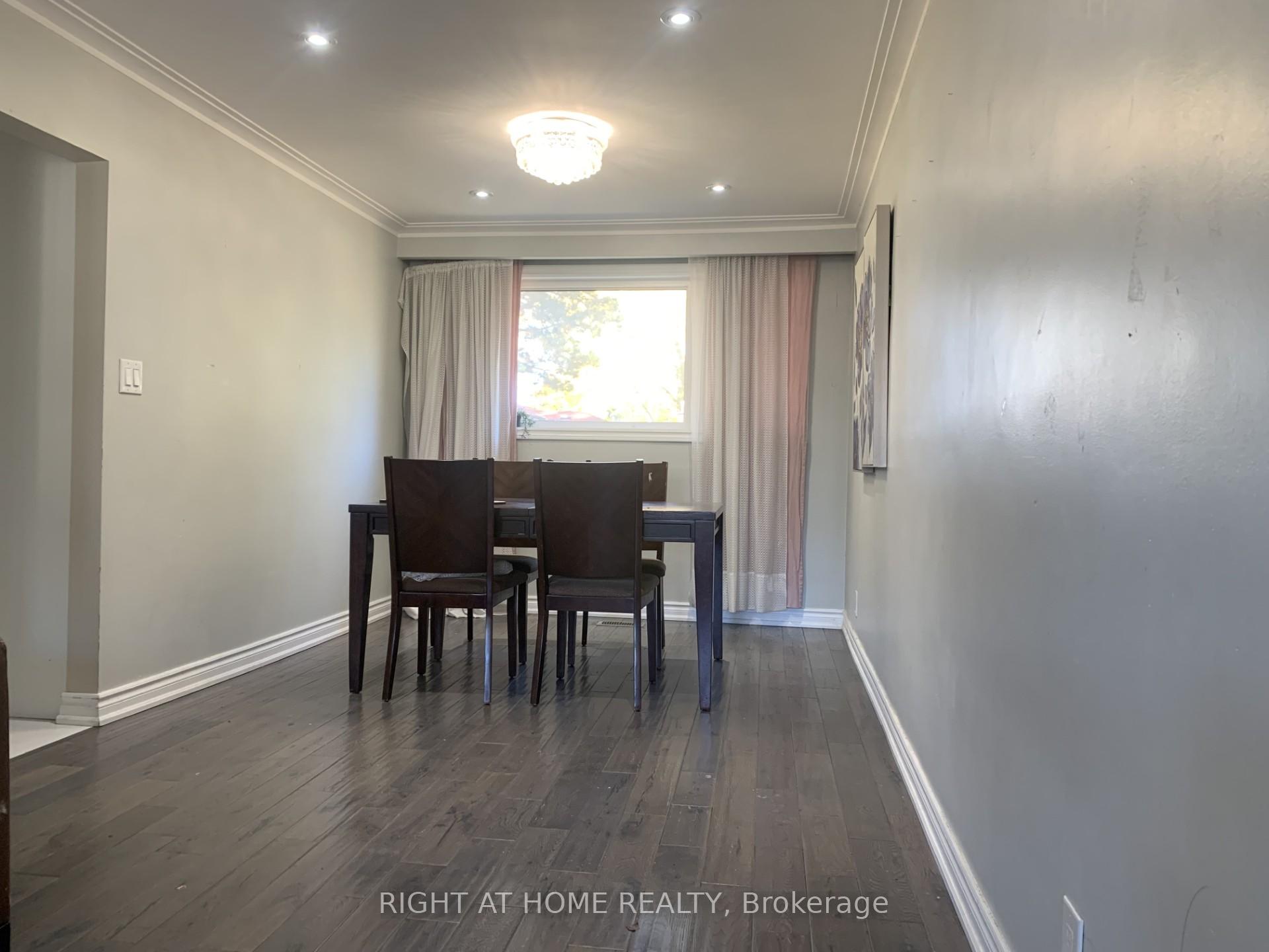 Photo 9 of 26 Arrowflight Drive, Markham, Bullock — HOMEH