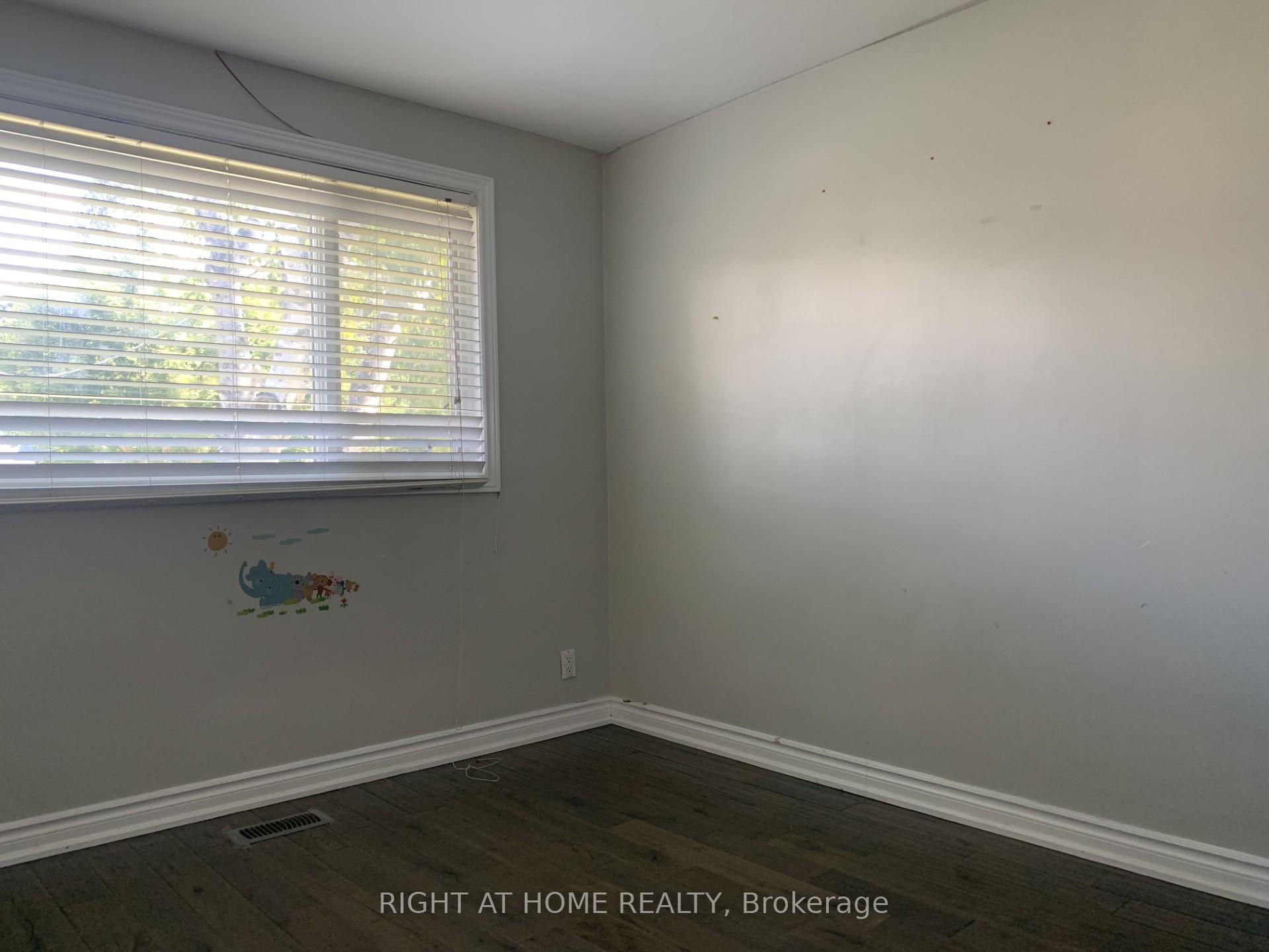 Photo 6 of 26 Arrowflight Drive, Markham, Bullock — HOMEH