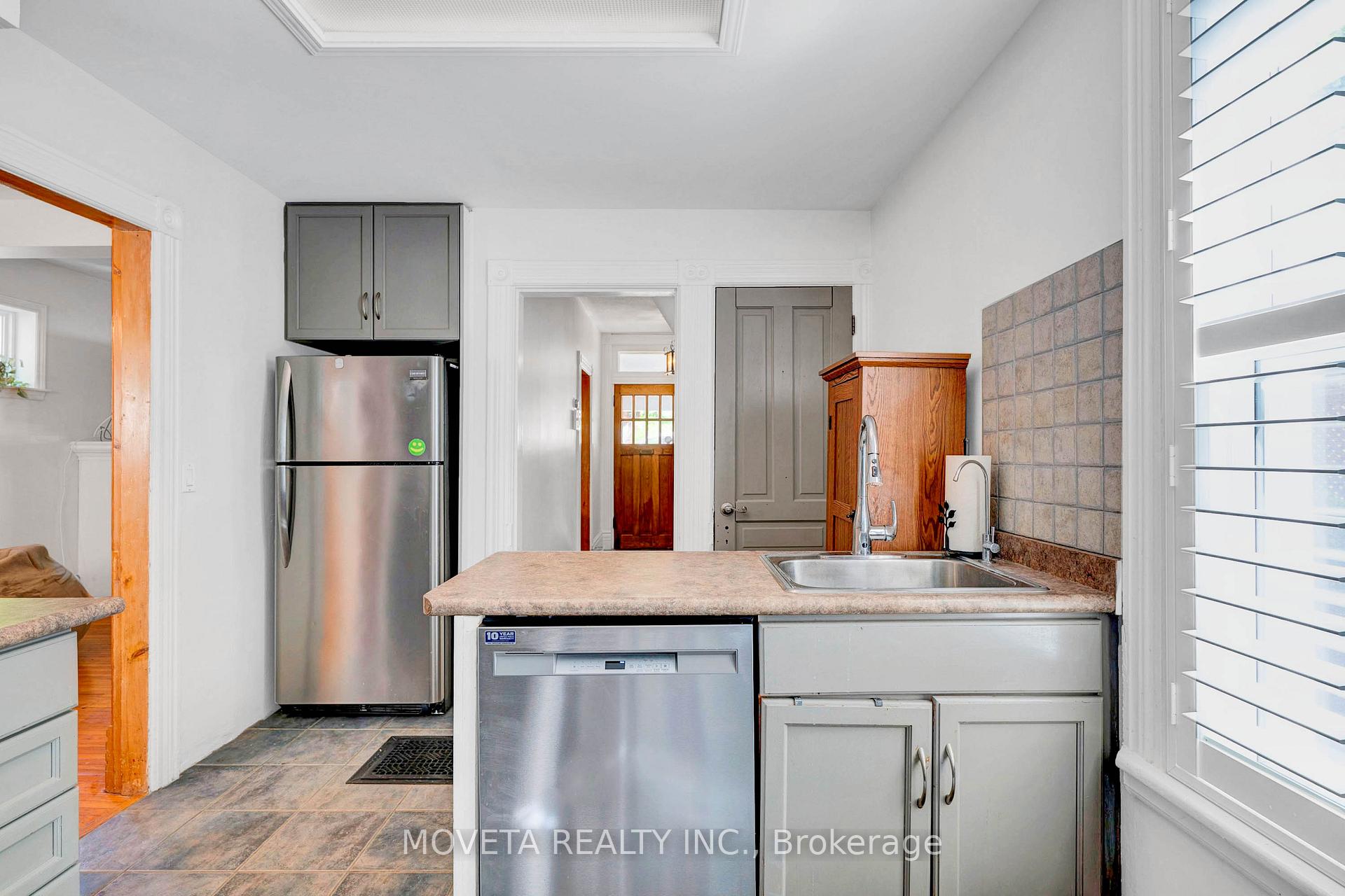 Photo 10 of 8 Durham Street, Guelph, Downtown — HOMEH