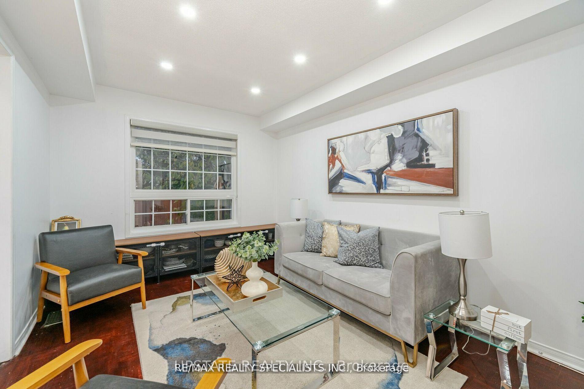 Photo 38 of 76 Thunderbird Trail, Brampton, Sandringham-Wellington North — HOMEH