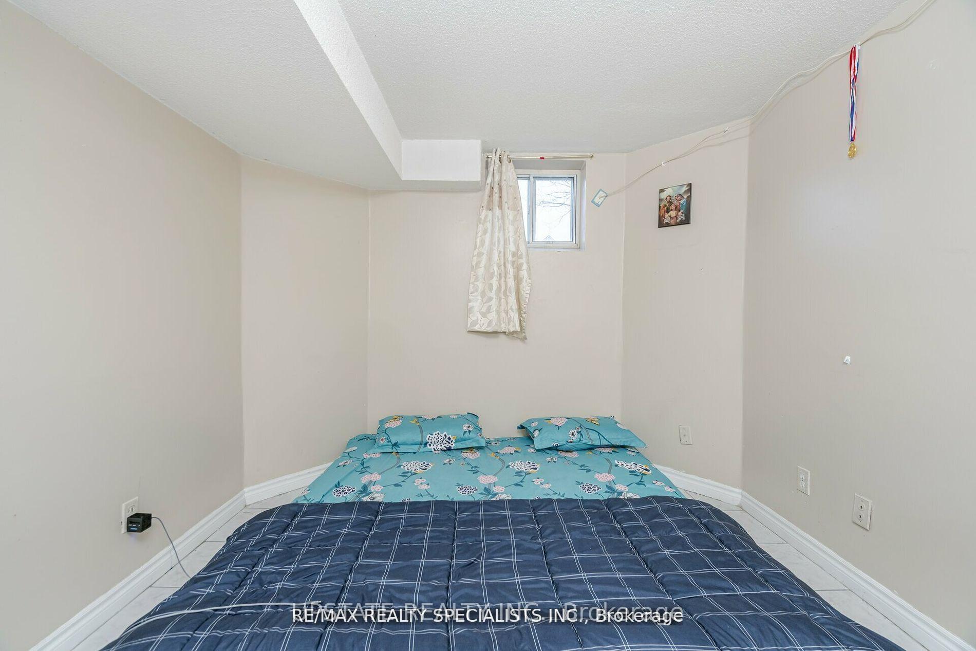 Photo 27 of 76 Thunderbird Trail, Brampton, Sandringham-Wellington North — HOMEH