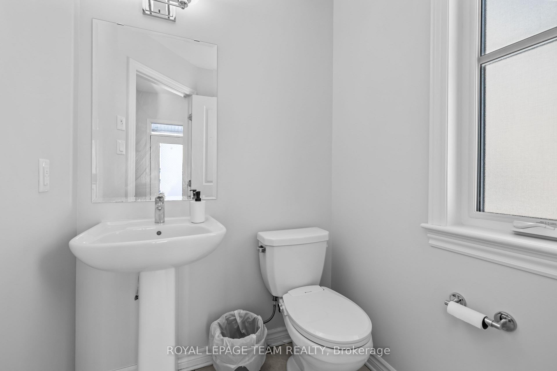 Photo 10 of 560 Jackdaw Avenue, Ottawa, Barrhaven - Half Moon Bay — HOMEH