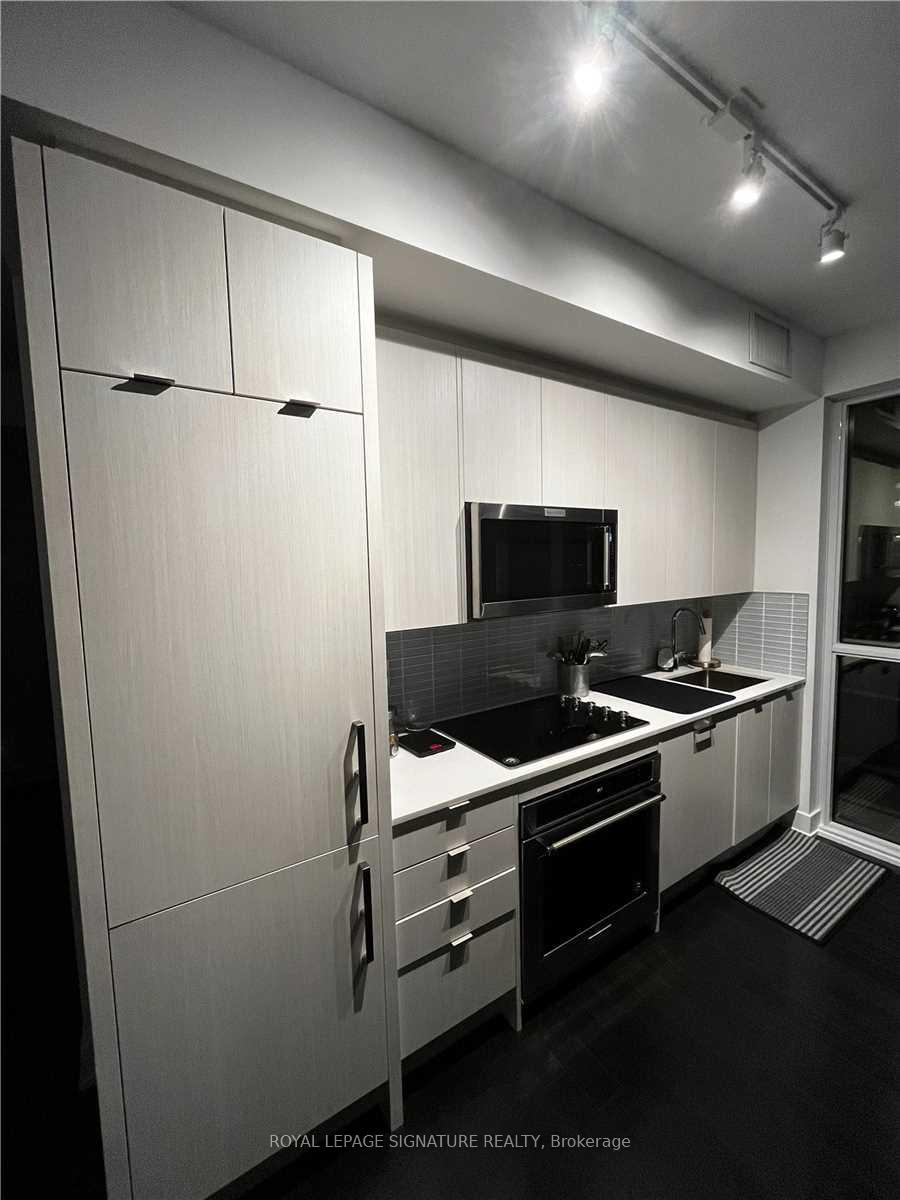 Photo 6 of Unit 1107, 181 Bedford Road, Toronto, The Annex — HOMEH