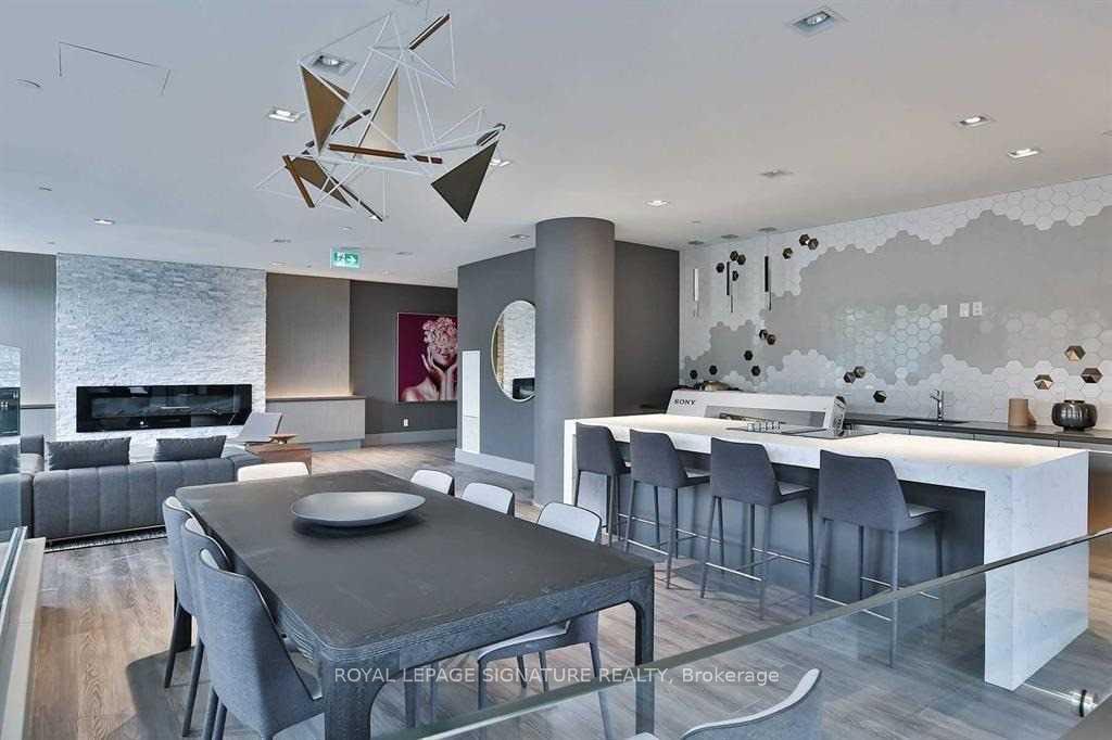 Photo 3 of Unit 1107, 181 Bedford Road, Toronto, The Annex — HOMEH