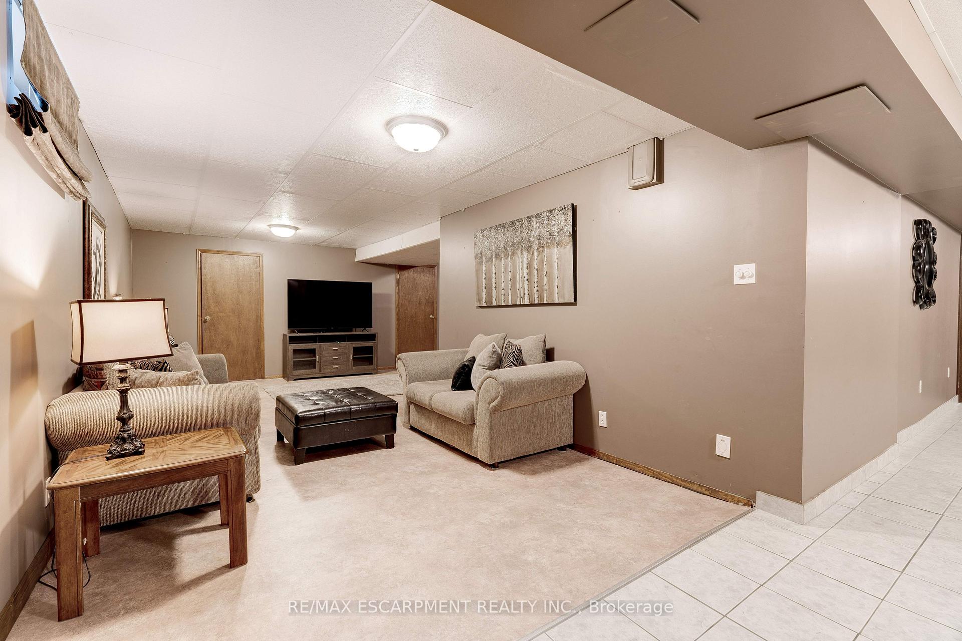 Photo 11 of 9 Sugarberry Court, Hamilton, Winona Park — HOMEH