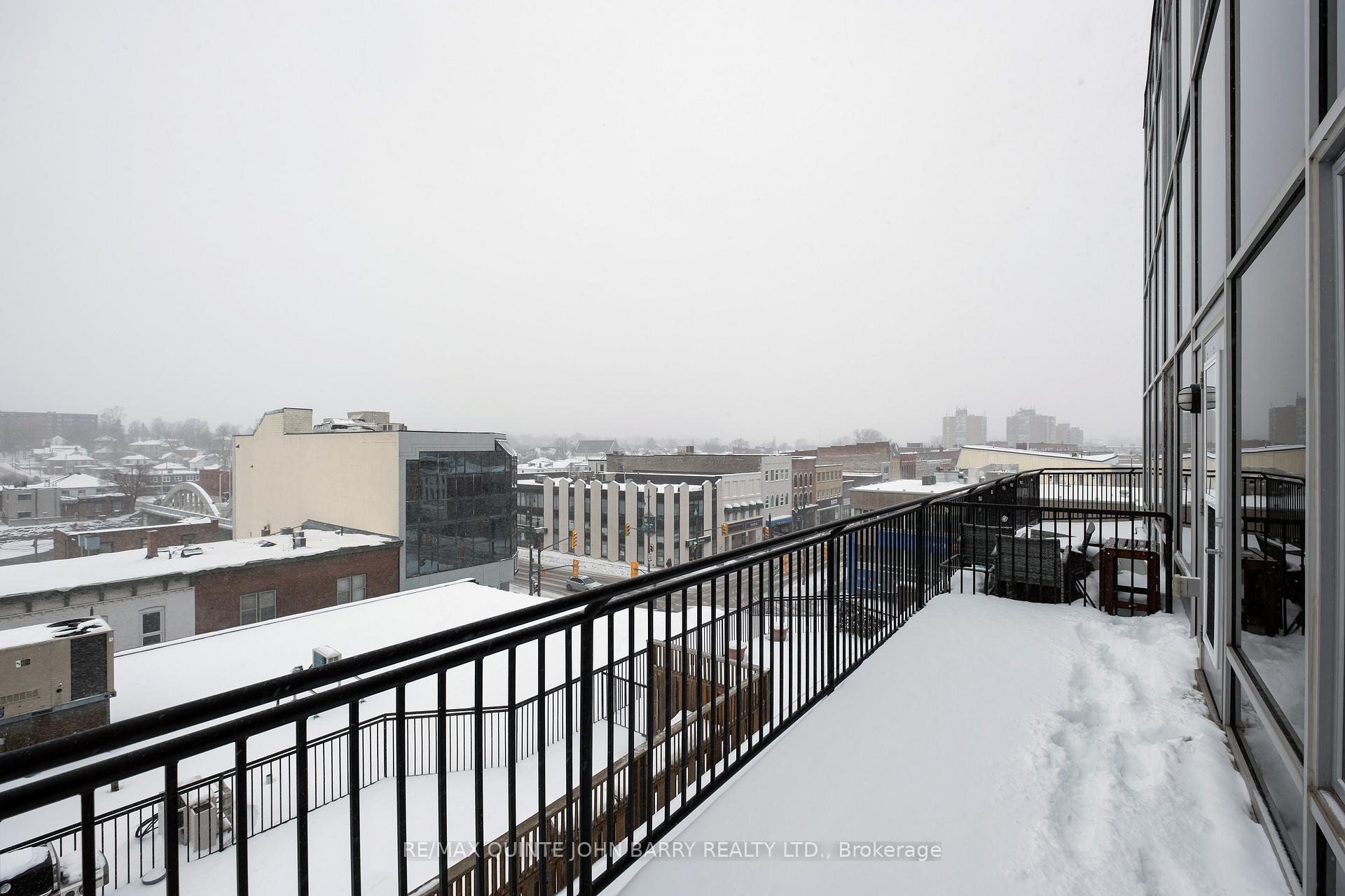 Photo 8 of 410 - 199 Front Street, Belleville, Belleville Ward — HOMEH