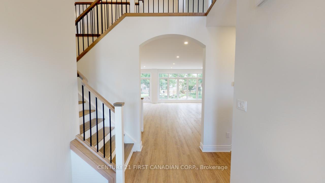 Photo 2 of 118 Sheldabren Street, North Middlesex, Ailsa Craig — HOMEH
