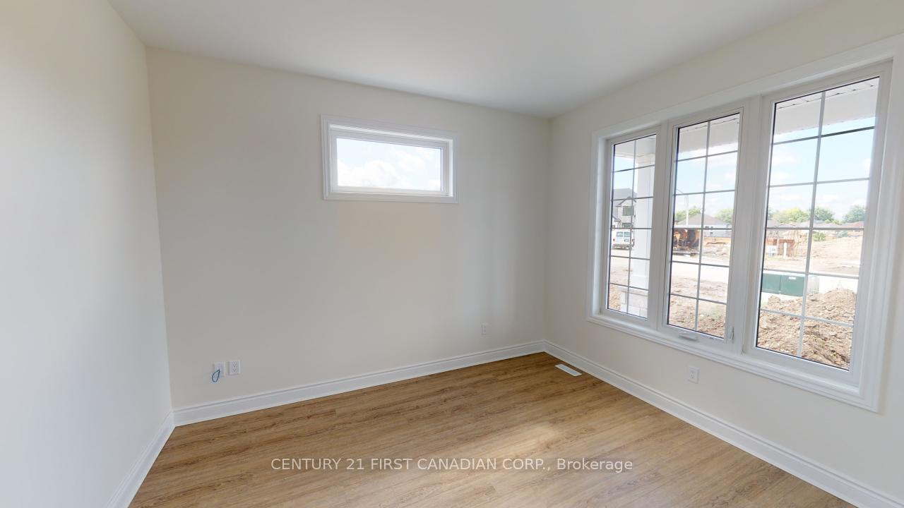 Photo 17 of 118 Sheldabren Street, North Middlesex, Ailsa Craig — HOMEH