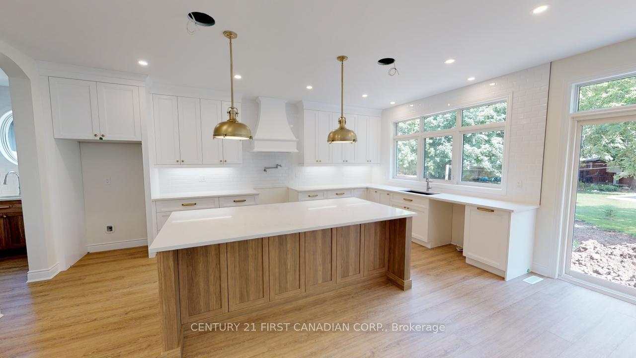 Photo 10 of 118 Sheldabren Street, North Middlesex, Ailsa Craig — HOMEH