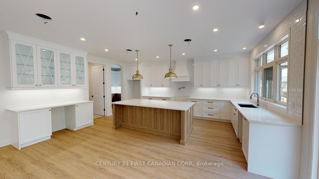 Photo 8 of 118 Sheldabren Street, North Middlesex, Ailsa Craig — HOMEH