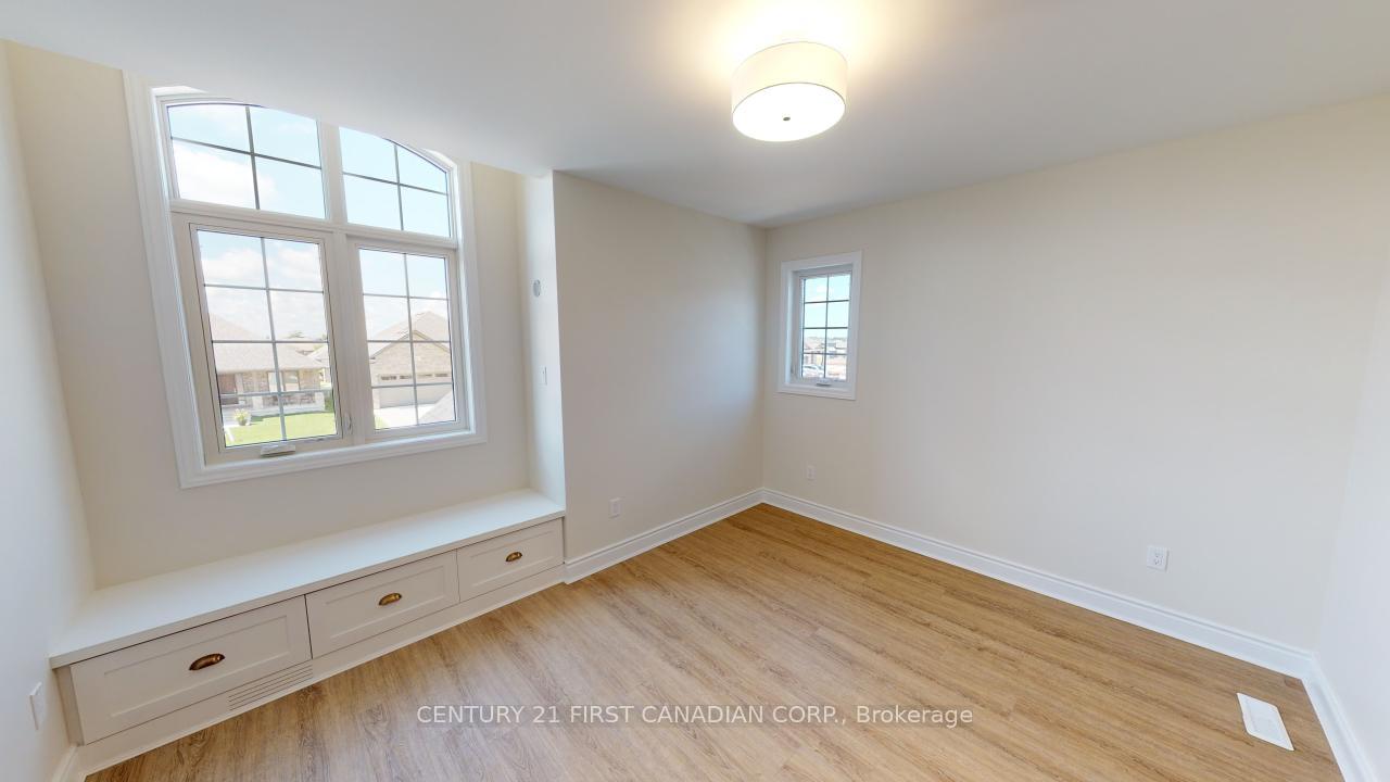 Photo 21 of 118 Sheldabren Street, North Middlesex, Ailsa Craig — HOMEH