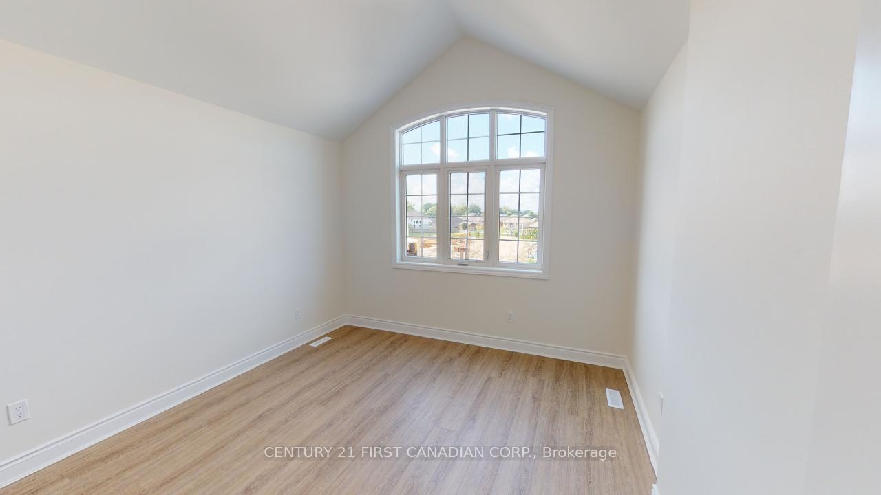 Photo 25 of 118 Sheldabren Street, North Middlesex, Ailsa Craig — HOMEH