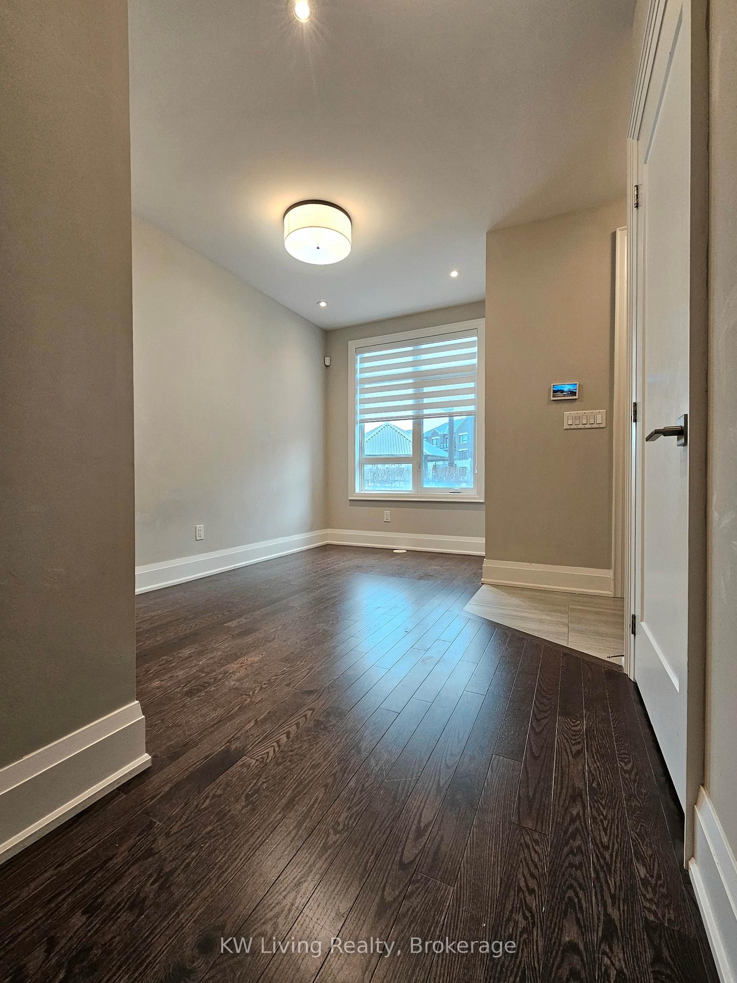 Photo 2 of 107 Feeney Lane, Markham, Commerce Valley — HOMEH
