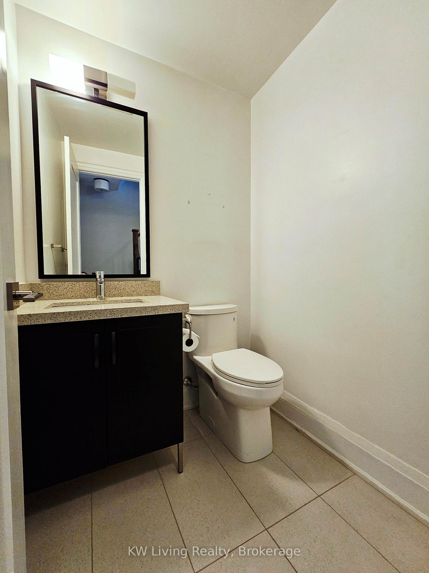 Photo 15 of 107 Feeney Lane, Markham, Commerce Valley — HOMEH