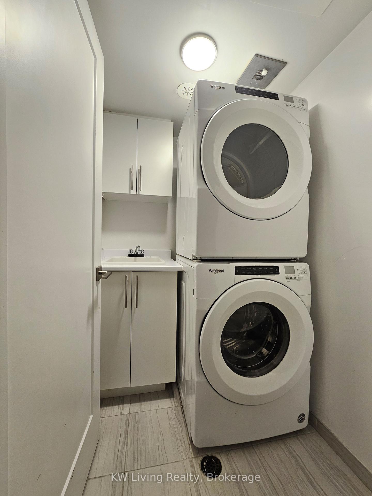 Photo 22 of 107 Feeney Lane, Markham, Commerce Valley — HOMEH