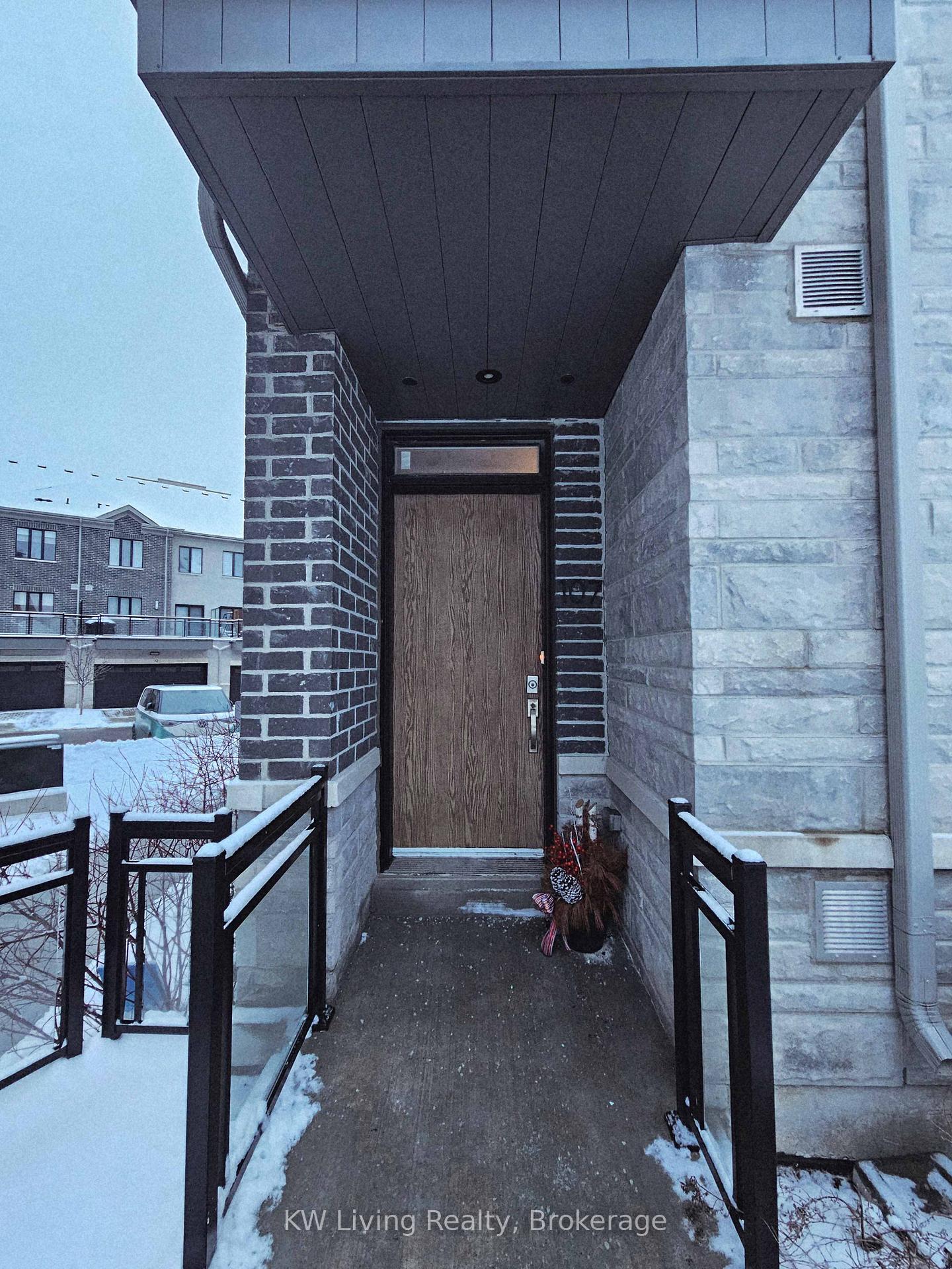 Photo 9 of 107 Feeney Lane, Markham, Commerce Valley — HOMEH