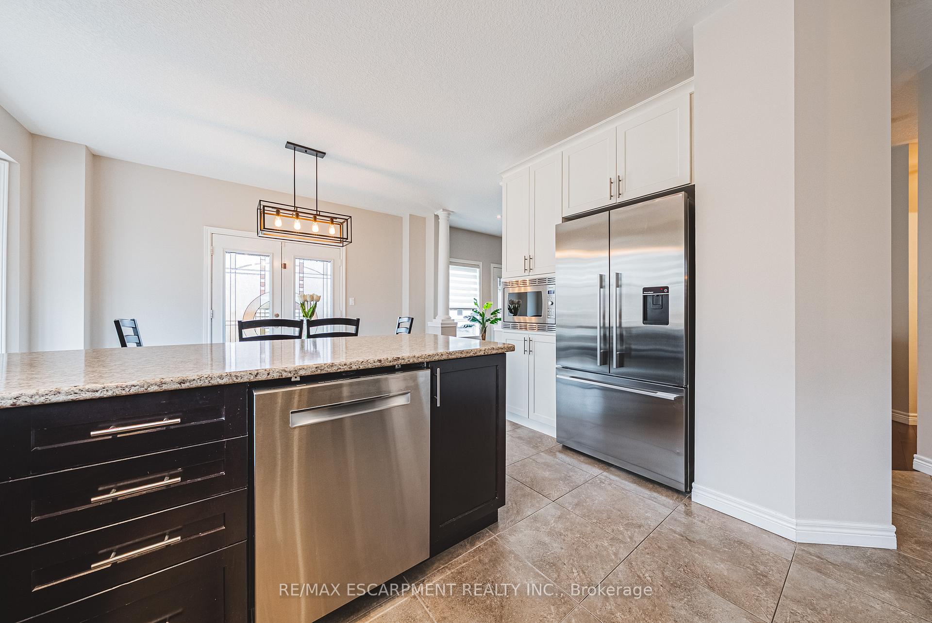Photo 26 of 96 Hidden Ridge Crescent, Hamilton, Gourley — HOMEH