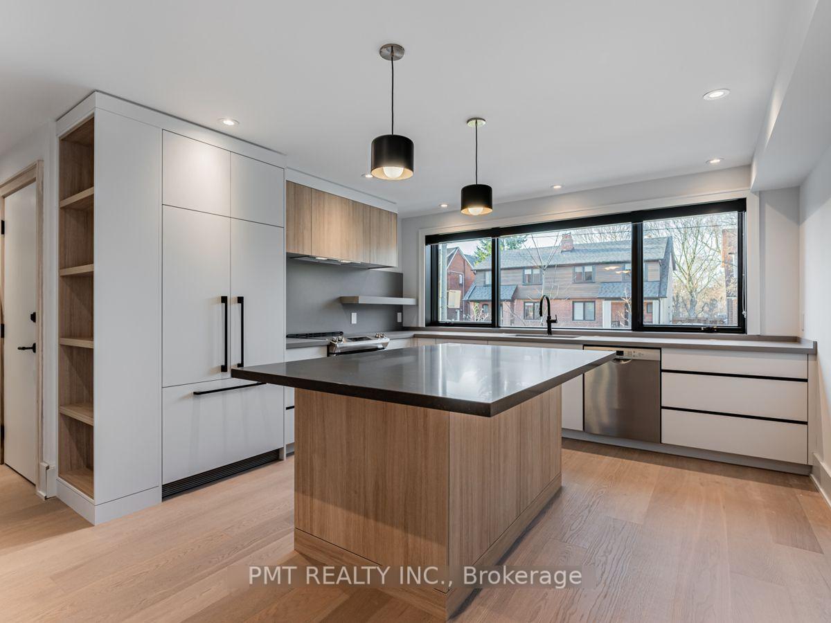 Photo 8 of Unit Main (Unit B), 157 Roslin Avenue, Toronto, Lawrence Park North — HOMEH
