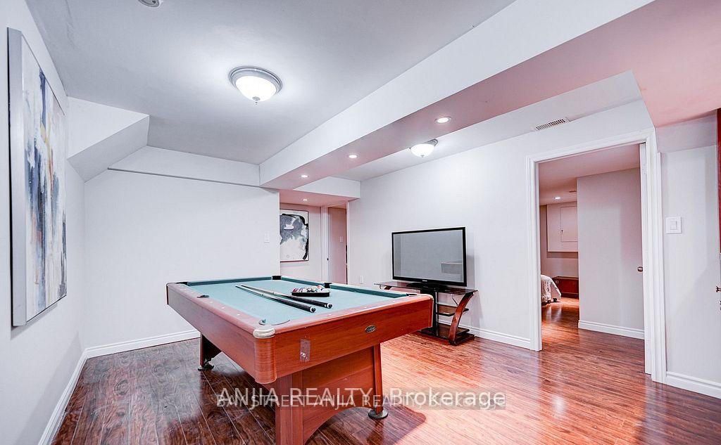 Photo 9 of Unit Bsmt, 3 Stonebridge Drive, Markham, Berczy — HOMEH