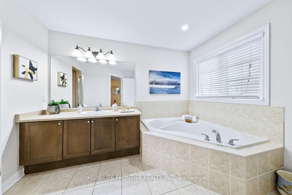 Photo 33 of 2 George Kirby Street, Vaughan, Patterson — HOMEH