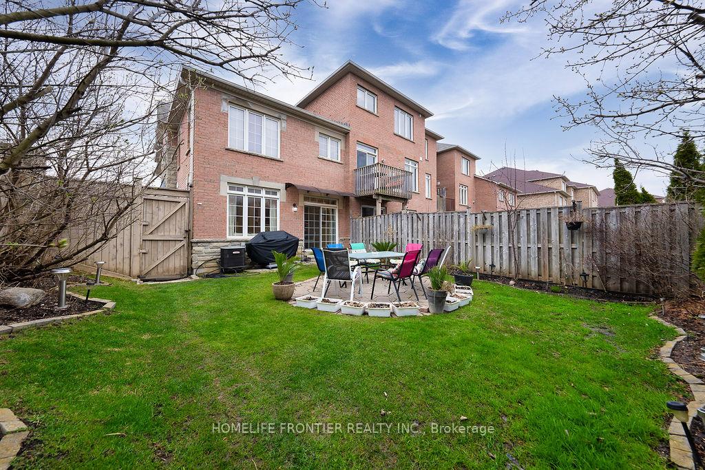 Photo 46 of 2 George Kirby Street, Vaughan, Patterson — HOMEH