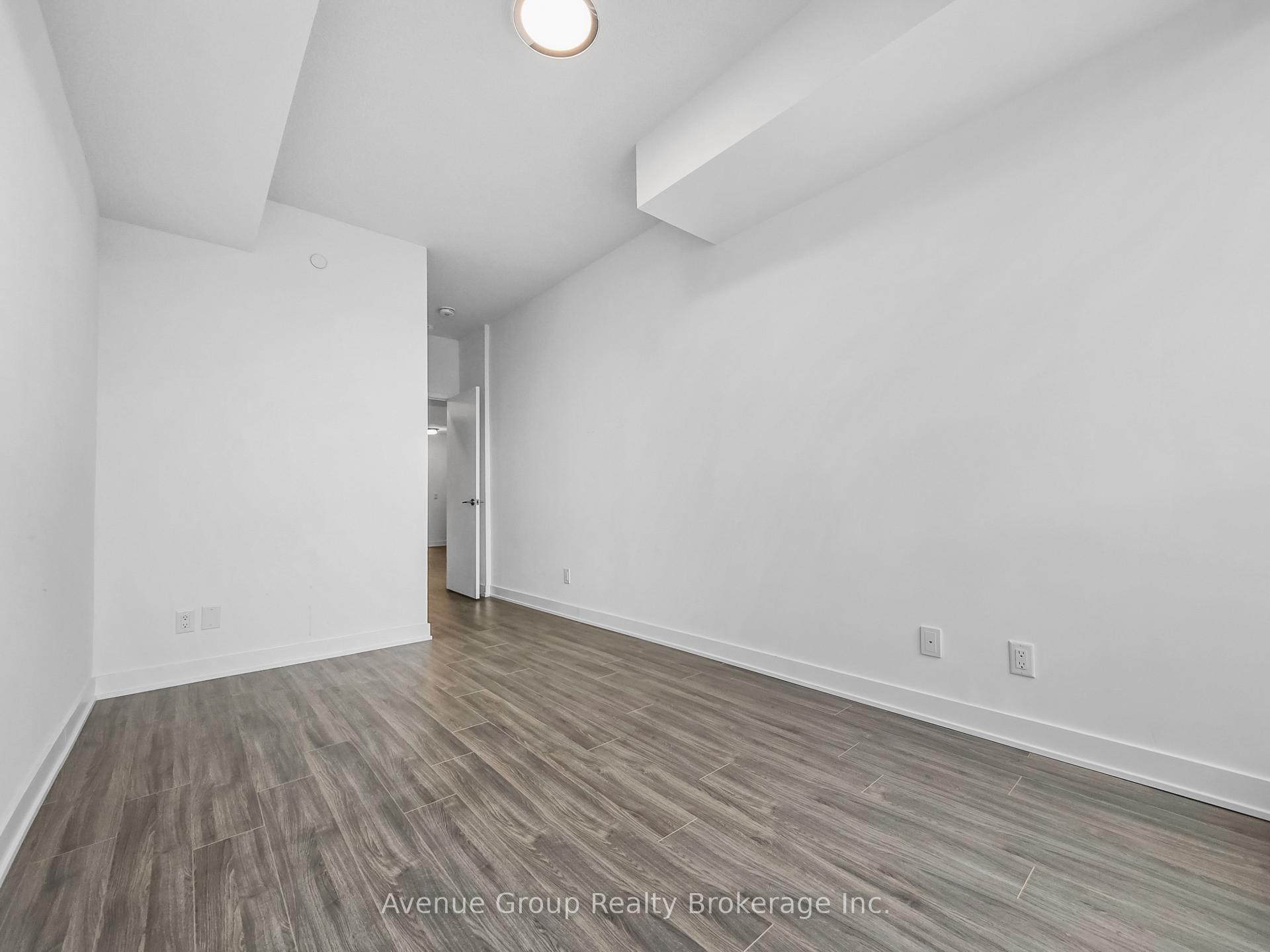 Photo 9 of Unit 222, 681 Yonge Street, Barrie, Painswick South — HOMEH
