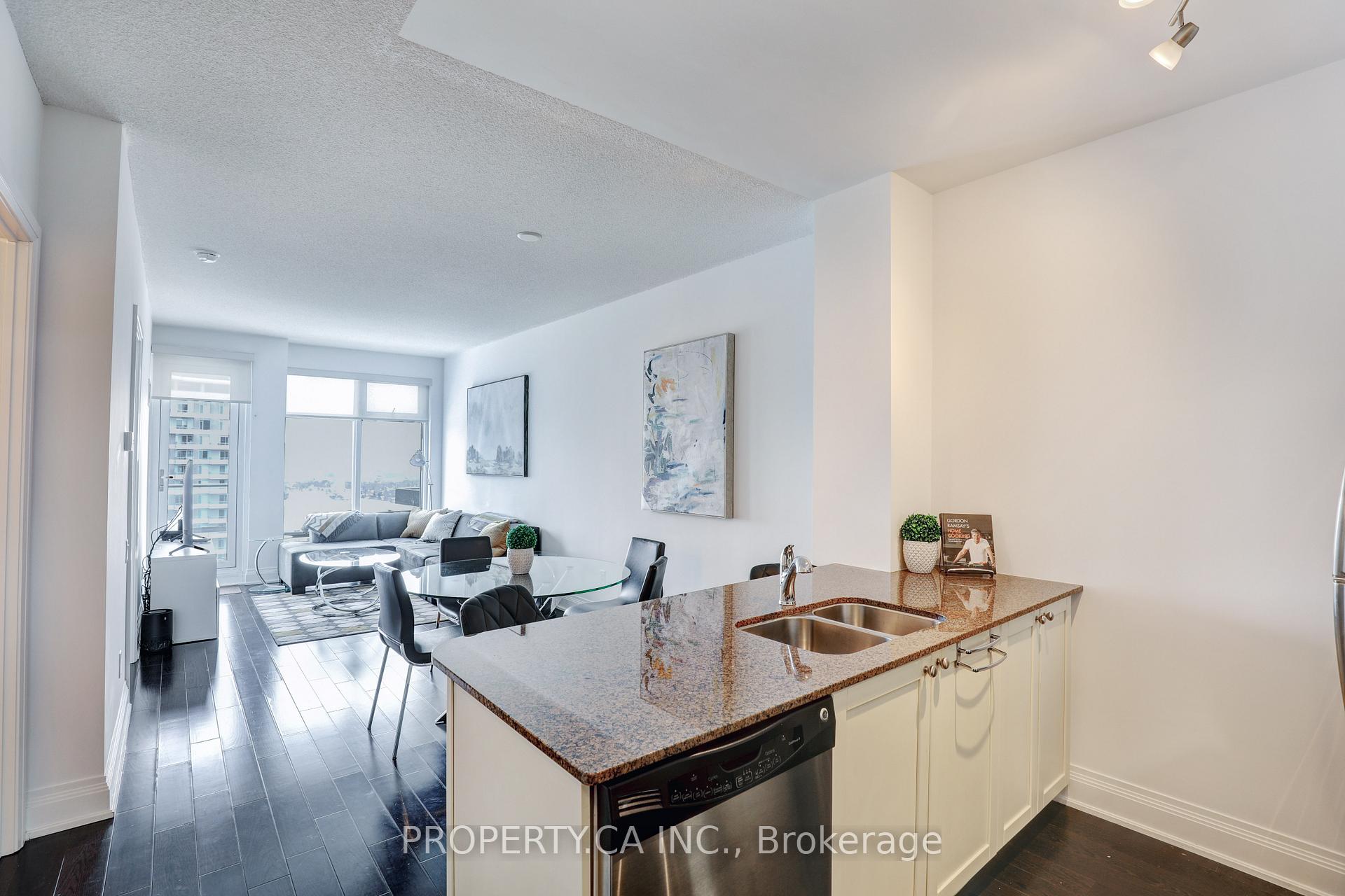 Photo 2 of Unit 3712, 2191 Yonge Street, Toronto, Mount Pleasant West — HOMEH