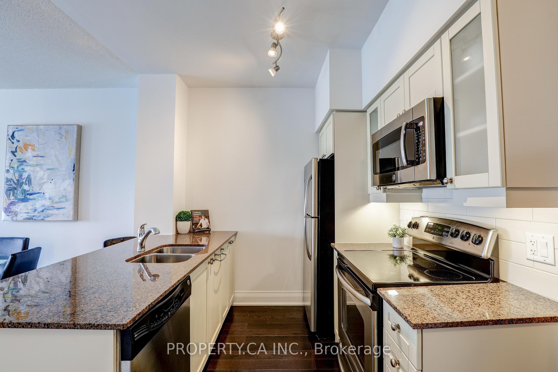 Photo 4 of Unit 3712, 2191 Yonge Street, Toronto, Mount Pleasant West — HOMEH