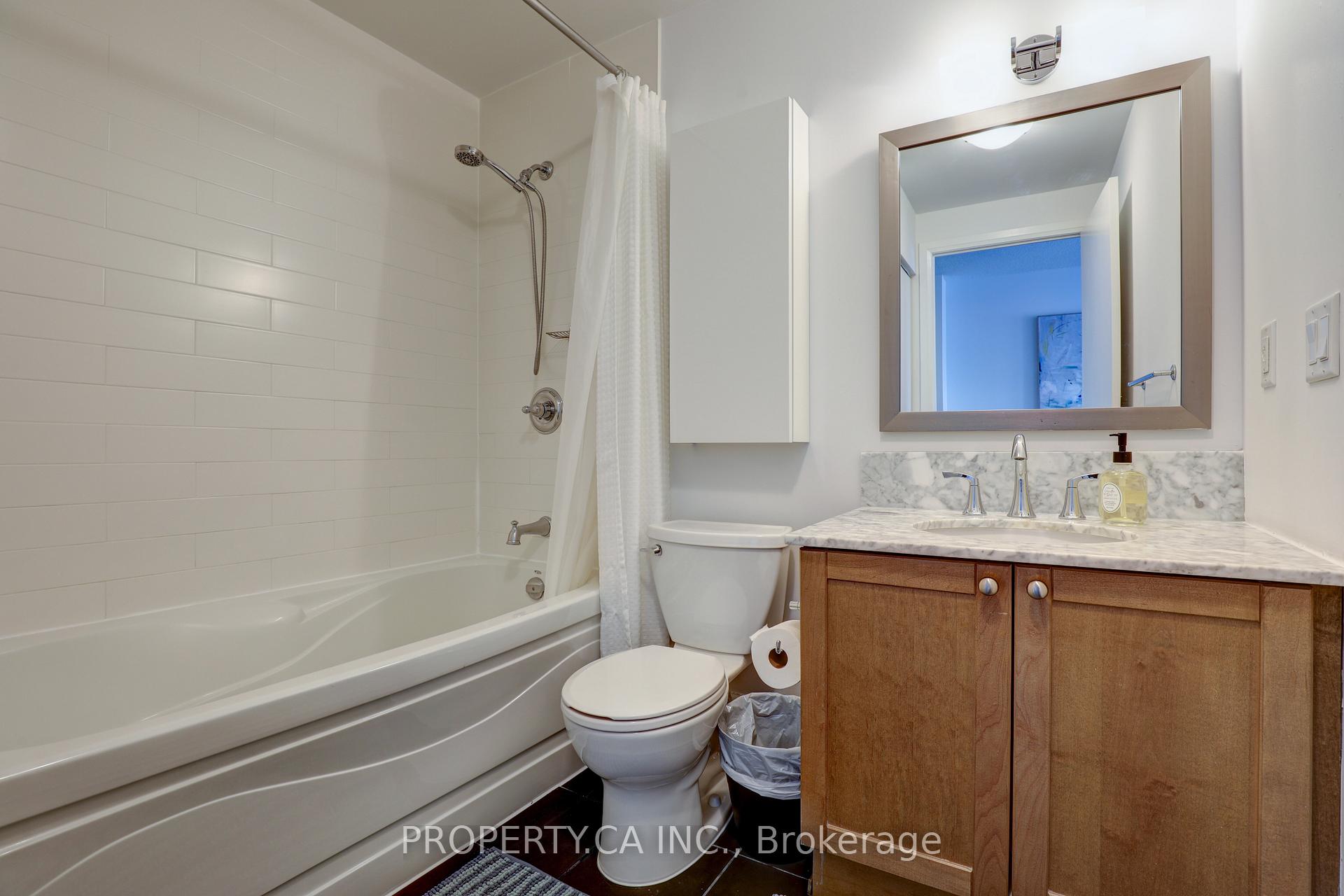 Photo 9 of Unit 3712, 2191 Yonge Street, Toronto, Mount Pleasant West — HOMEH