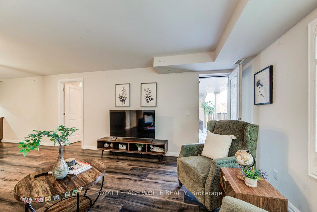 Photo 6 of Unit 403, 778 Laurelwood Drive, Waterloo — HOMEH