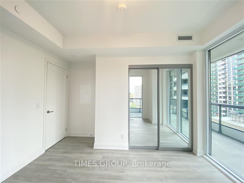 Photo 9 of Unit 811, 65 Broadway Avenue, Toronto, Mount Pleasant West — HOMEH
