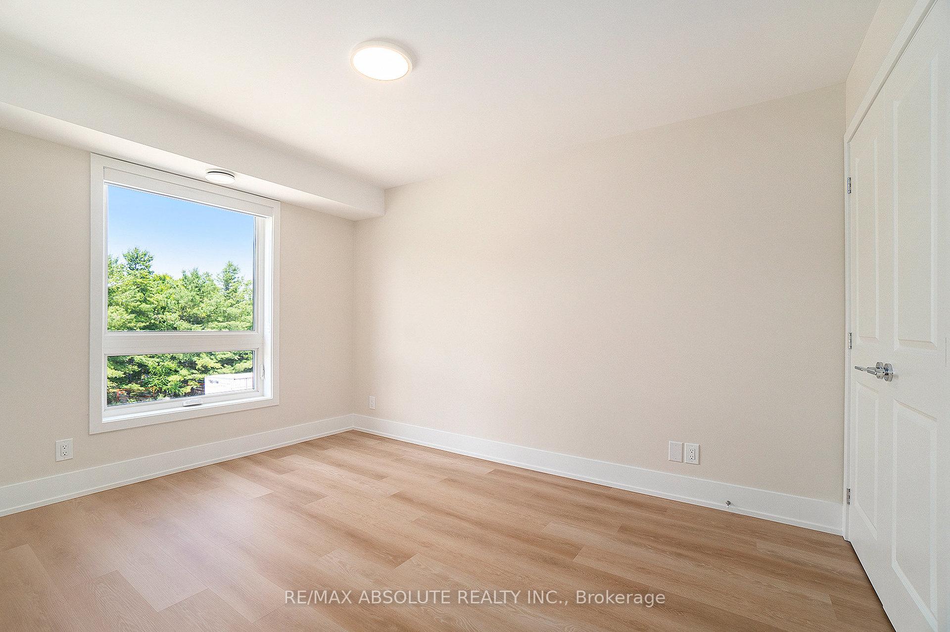 Photo 4 of Unit 112, 12 Thomas Street N, Arnprior — HOMEH