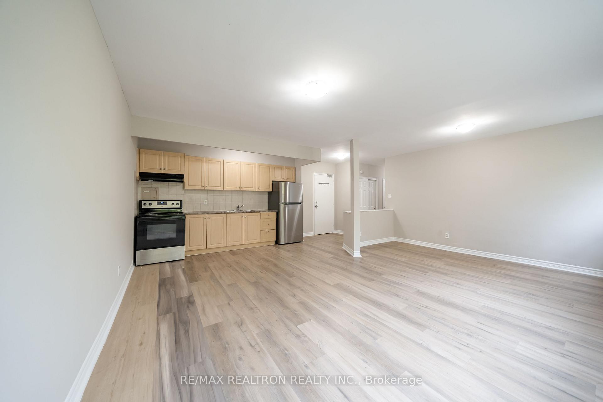 Photo 4 of Unit 112C, 468 Ottawa Street, Hamilton, Corktown — HOMEH