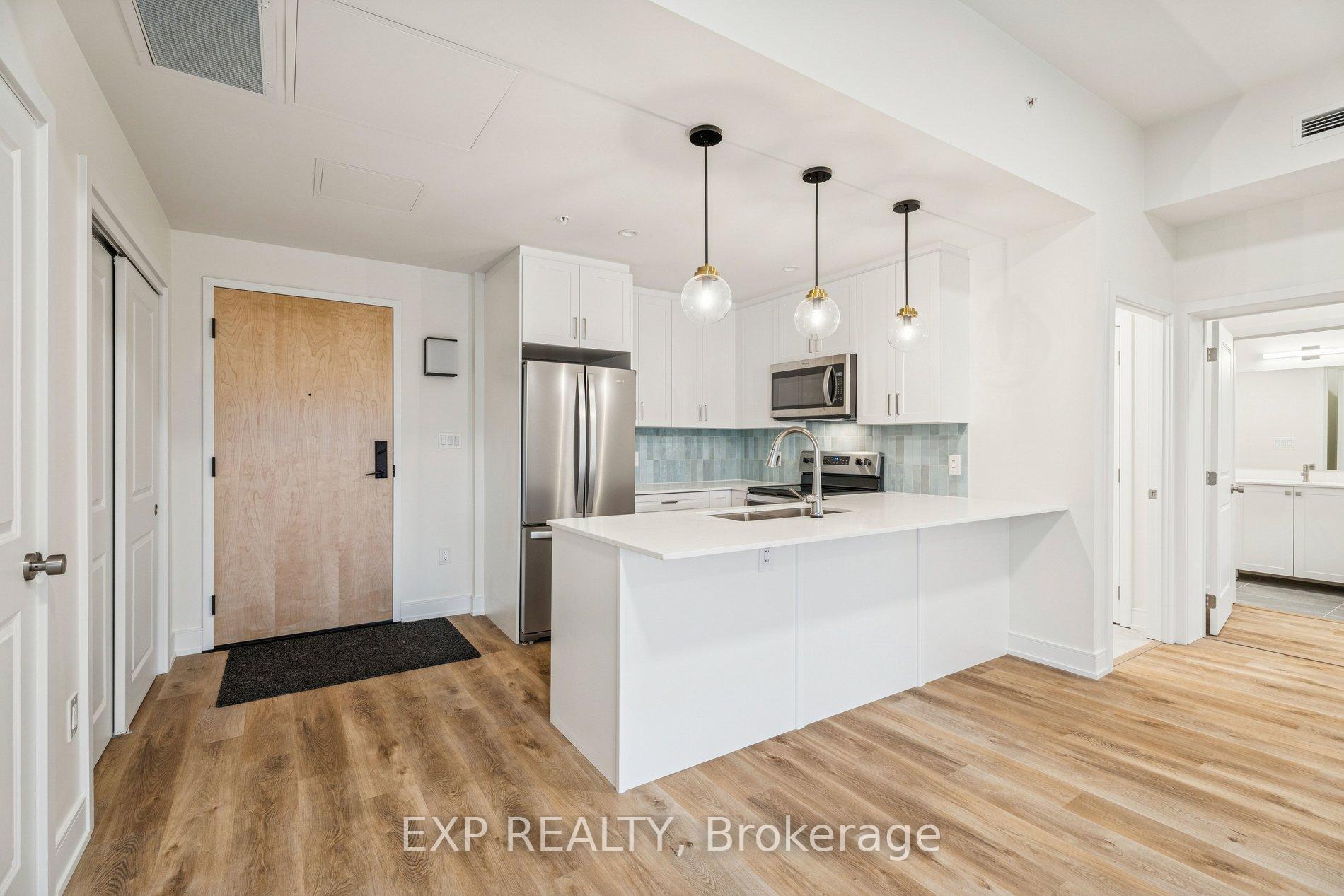 Photo 15 of Unit 405, 121 Mary Street, Clearview, Creemore — HOMEH
