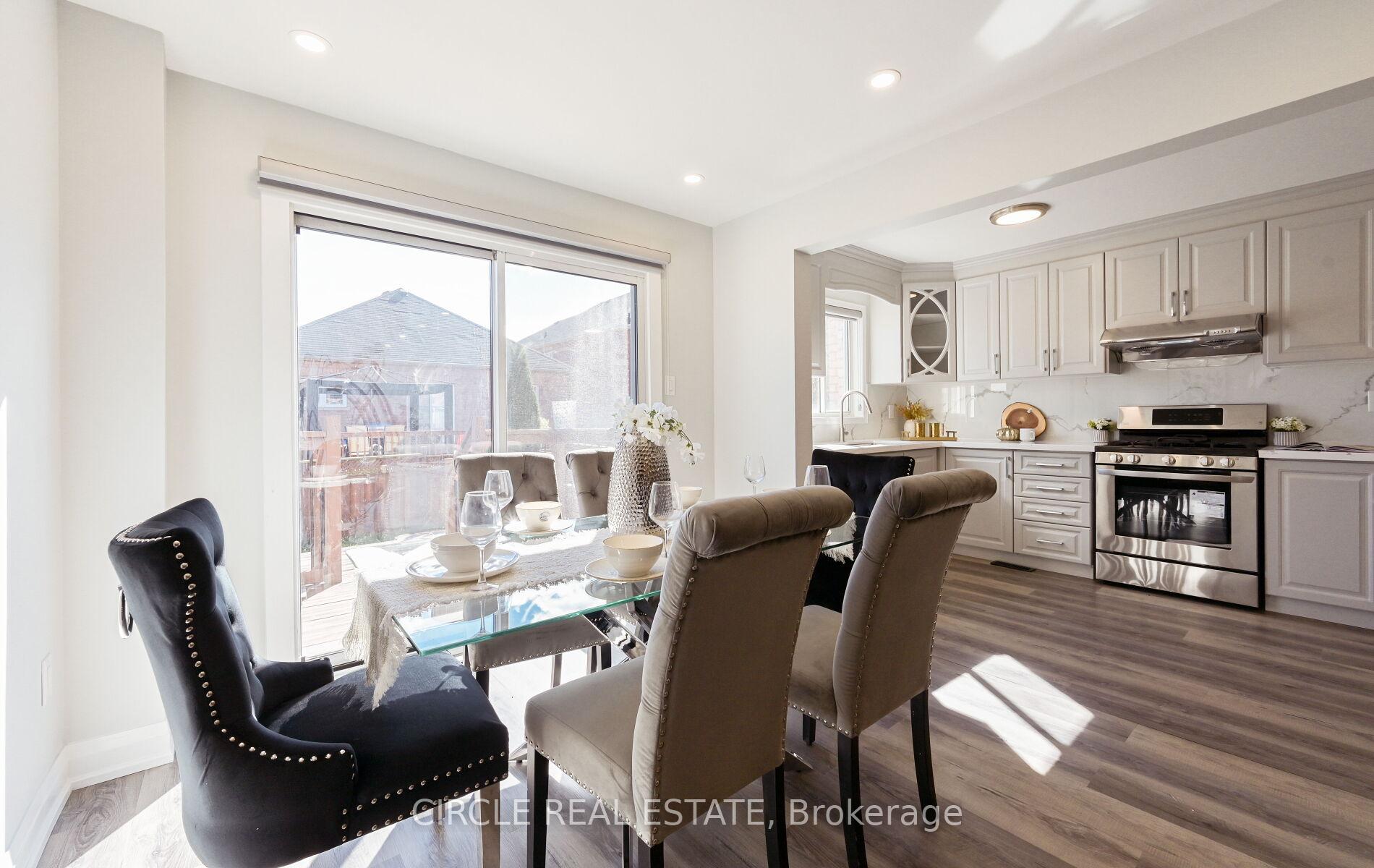 Photo 8 of 32 Torada Court, Brampton, Snelgrove — HOMEH
