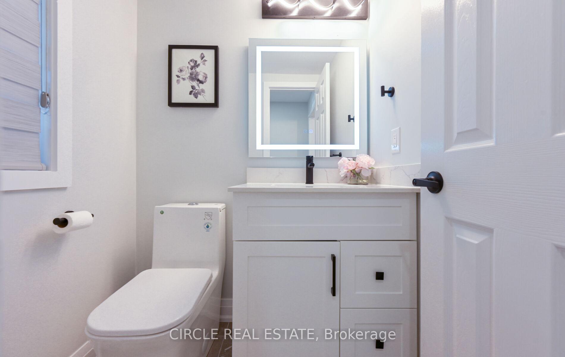 Photo 15 of 32 Torada Court, Brampton, Snelgrove — HOMEH
