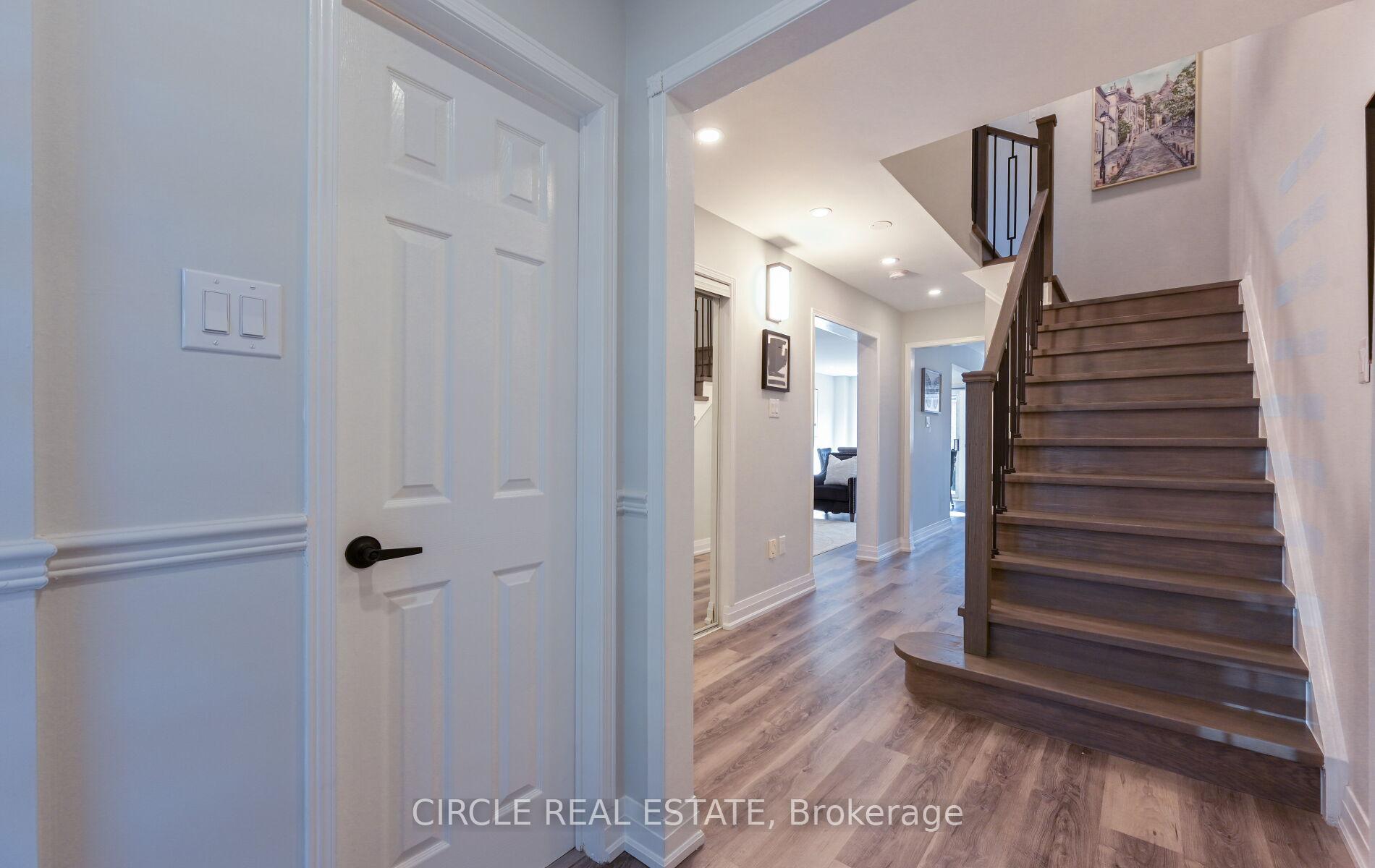 Photo 17 of 32 Torada Court, Brampton, Snelgrove — HOMEH