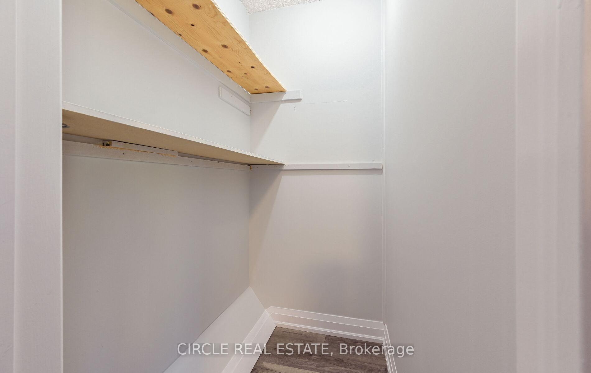 Photo 21 of 32 Torada Court, Brampton, Snelgrove — HOMEH