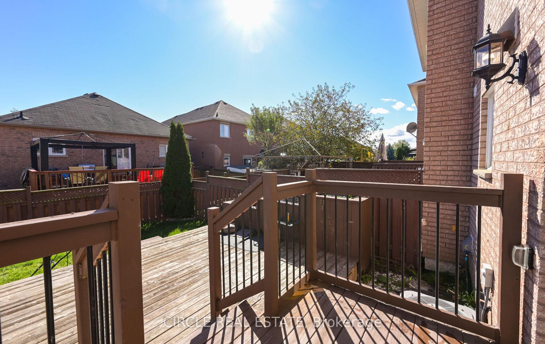 Photo 42 of 32 Torada Court, Brampton, Snelgrove — HOMEH