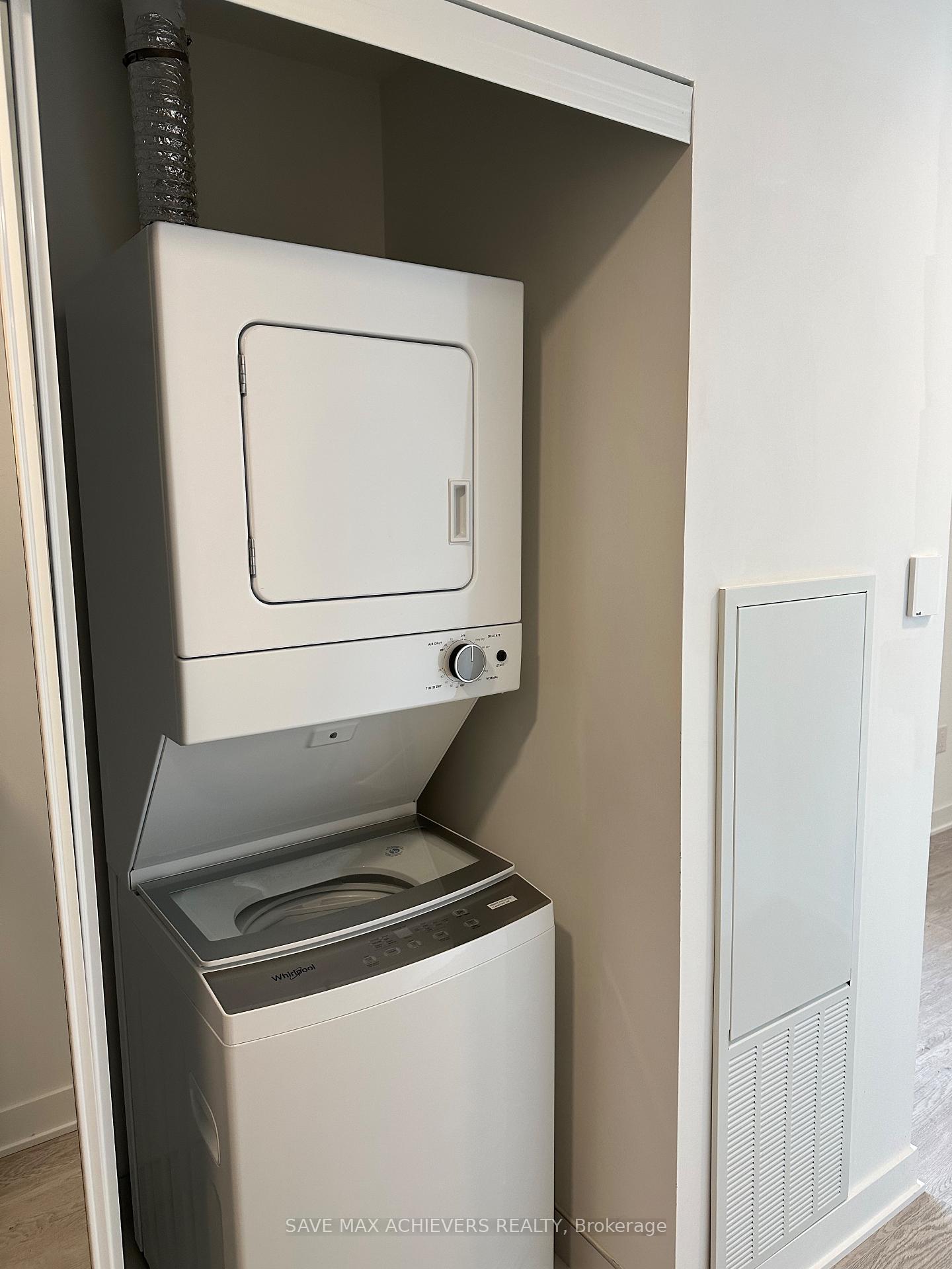 Photo 7 of Unit 1016, 2782 Barton Street E, Hamilton, Riverdale — HOMEH