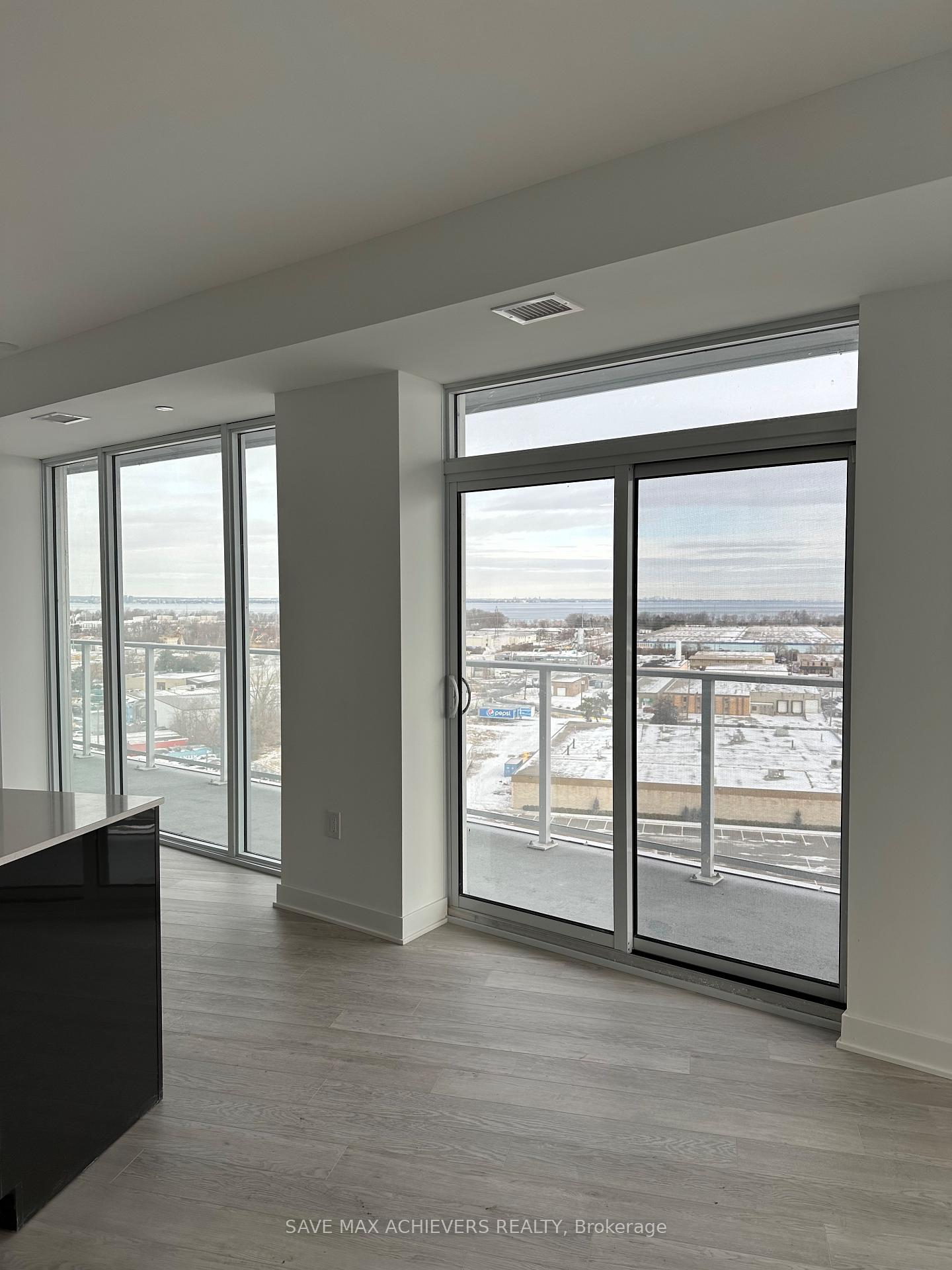 Photo 24 of Unit 1016, 2782 Barton Street E, Hamilton, Riverdale — HOMEH