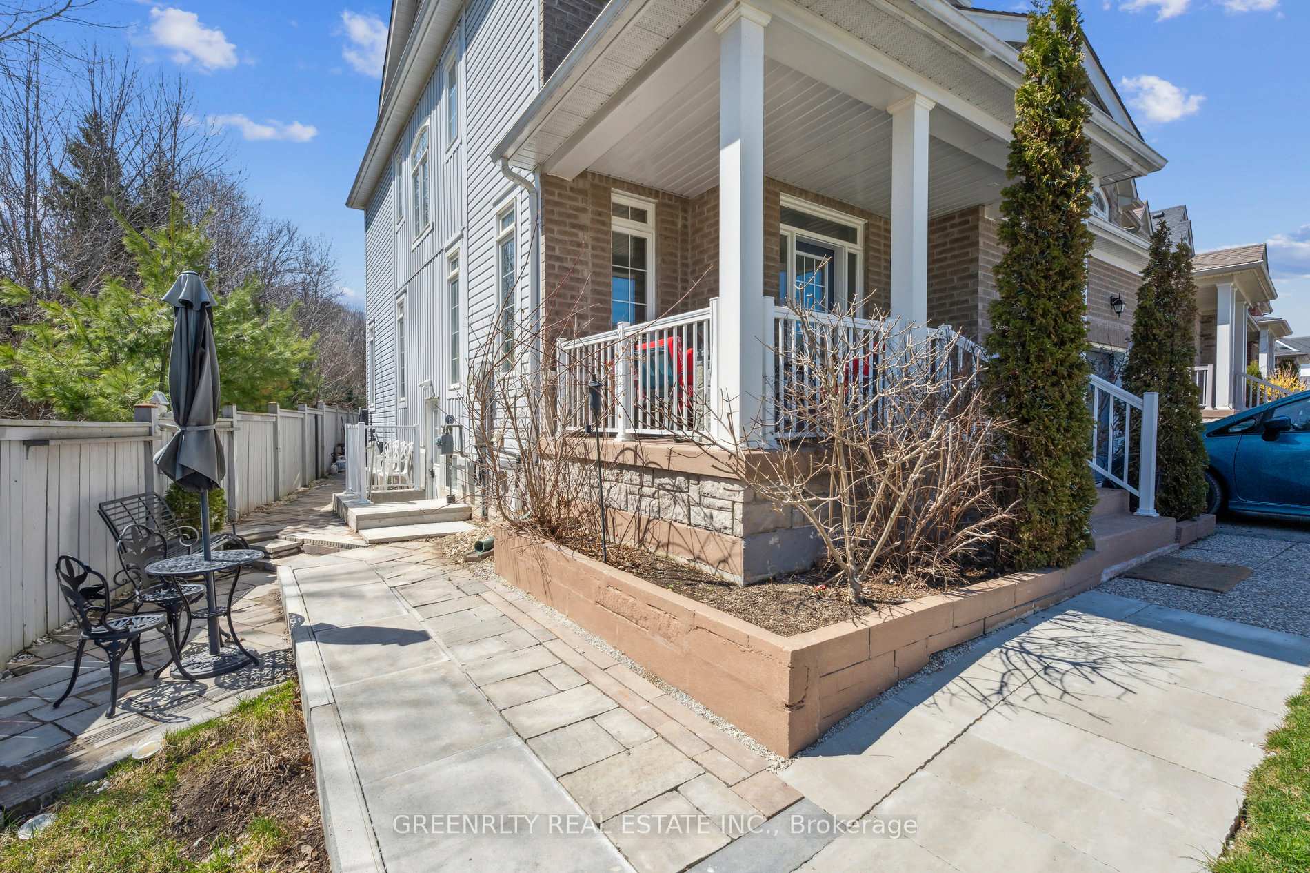 Photo 7 of Unit Unit #2, 720 Cedar Street, Shelburne — HOMEH