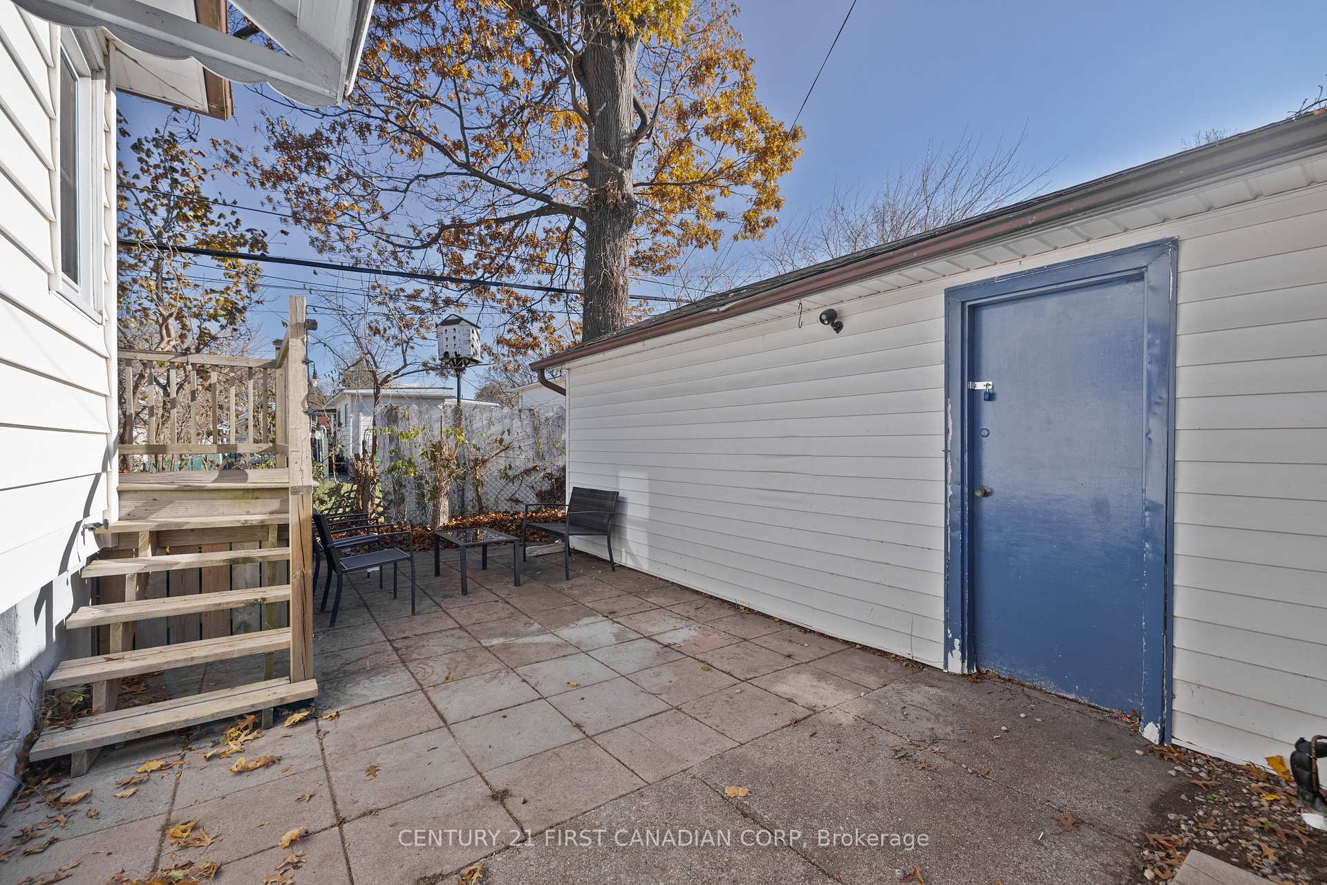 Photo 29 of 118 Gordon Street, Sarnia — HOMEH