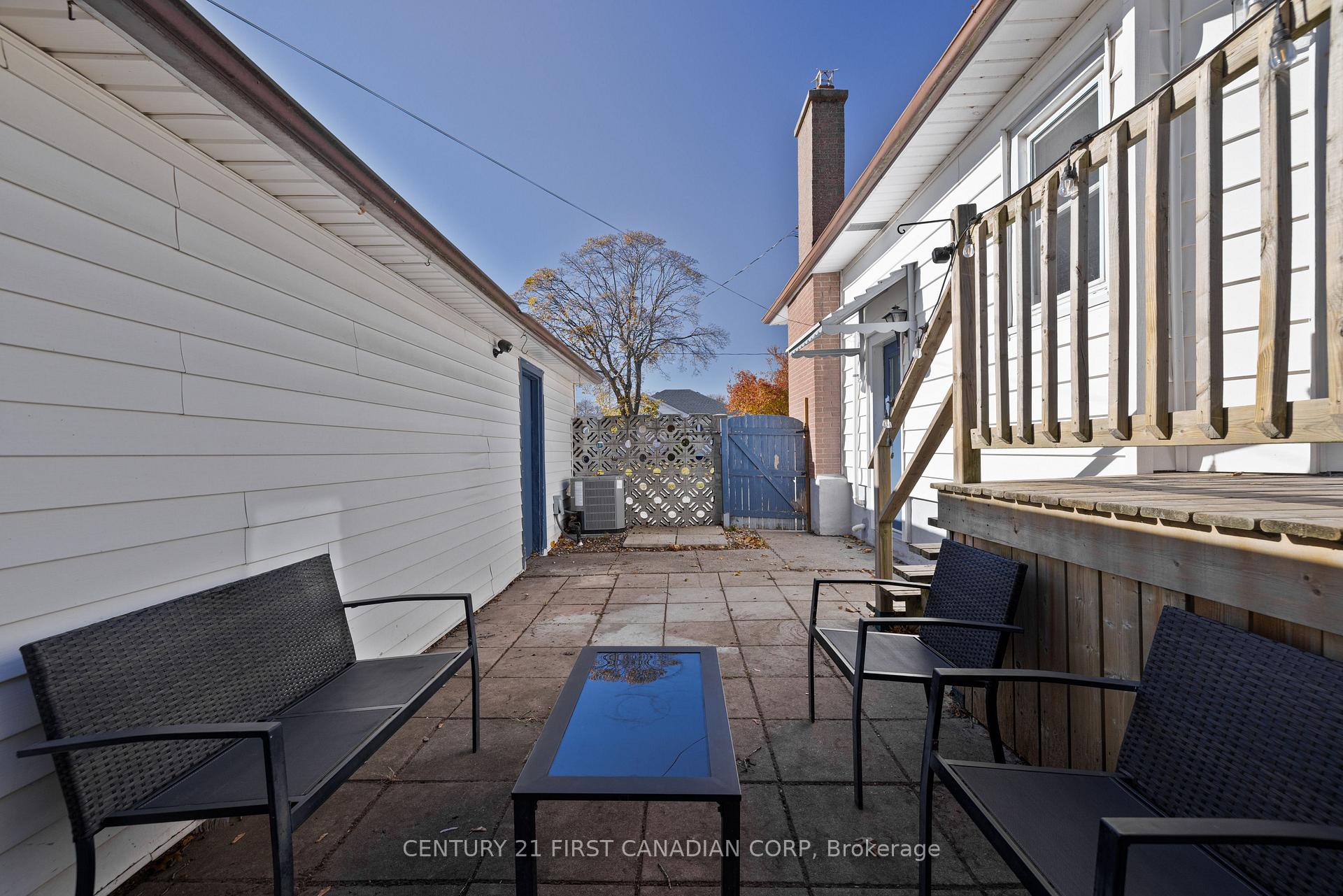Photo 28 of 118 Gordon Street, Sarnia — HOMEH